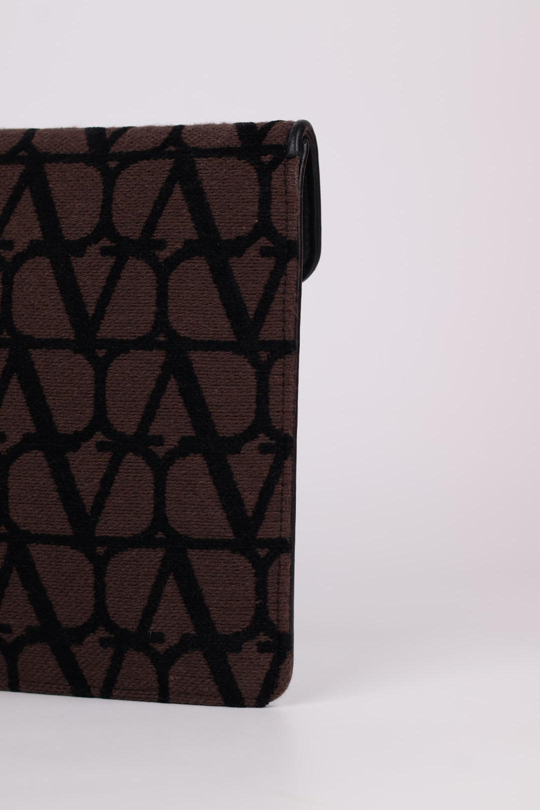 Valentino Locó Pouch Iconographe
