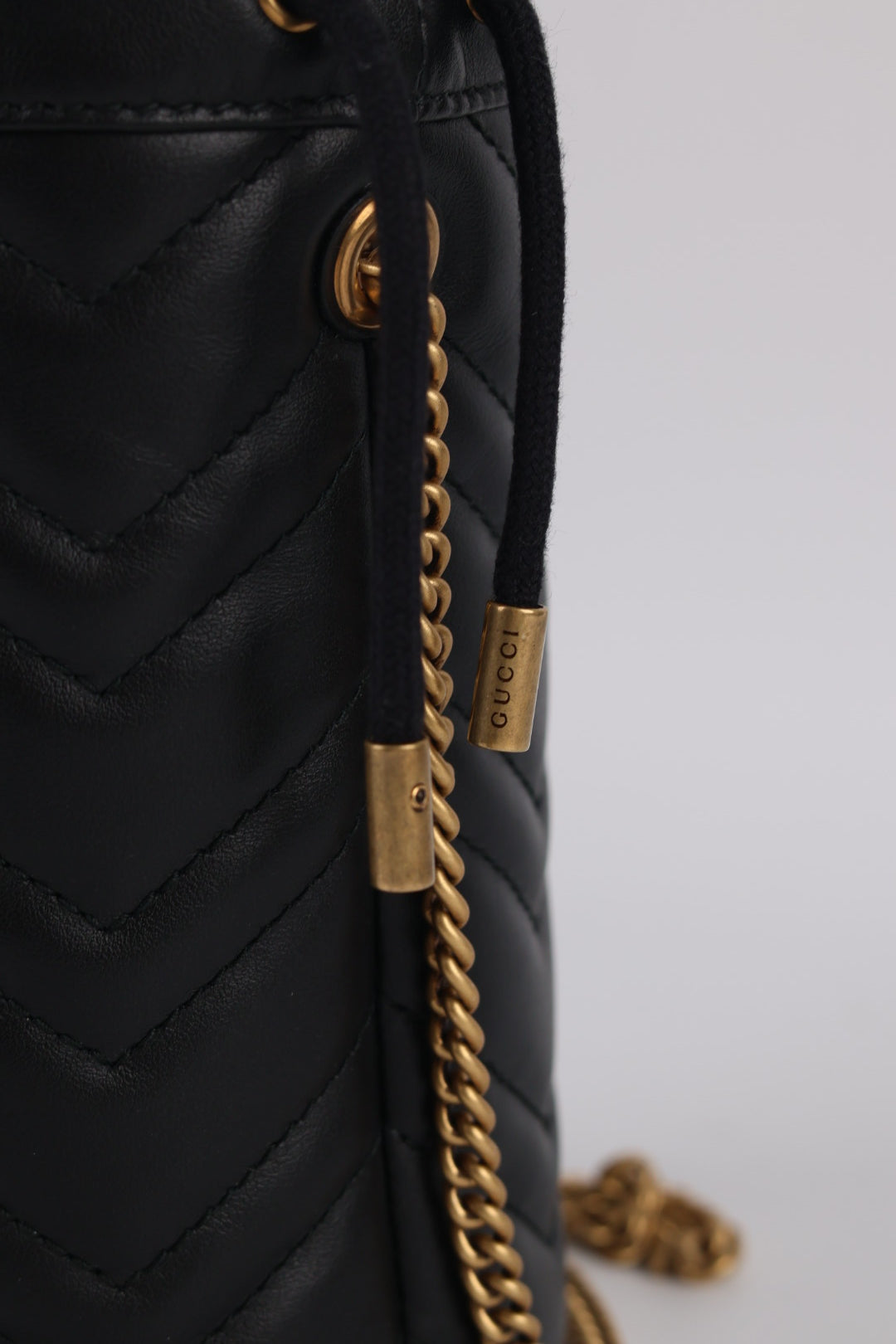 Gucci Bucket Marmont Matelassé