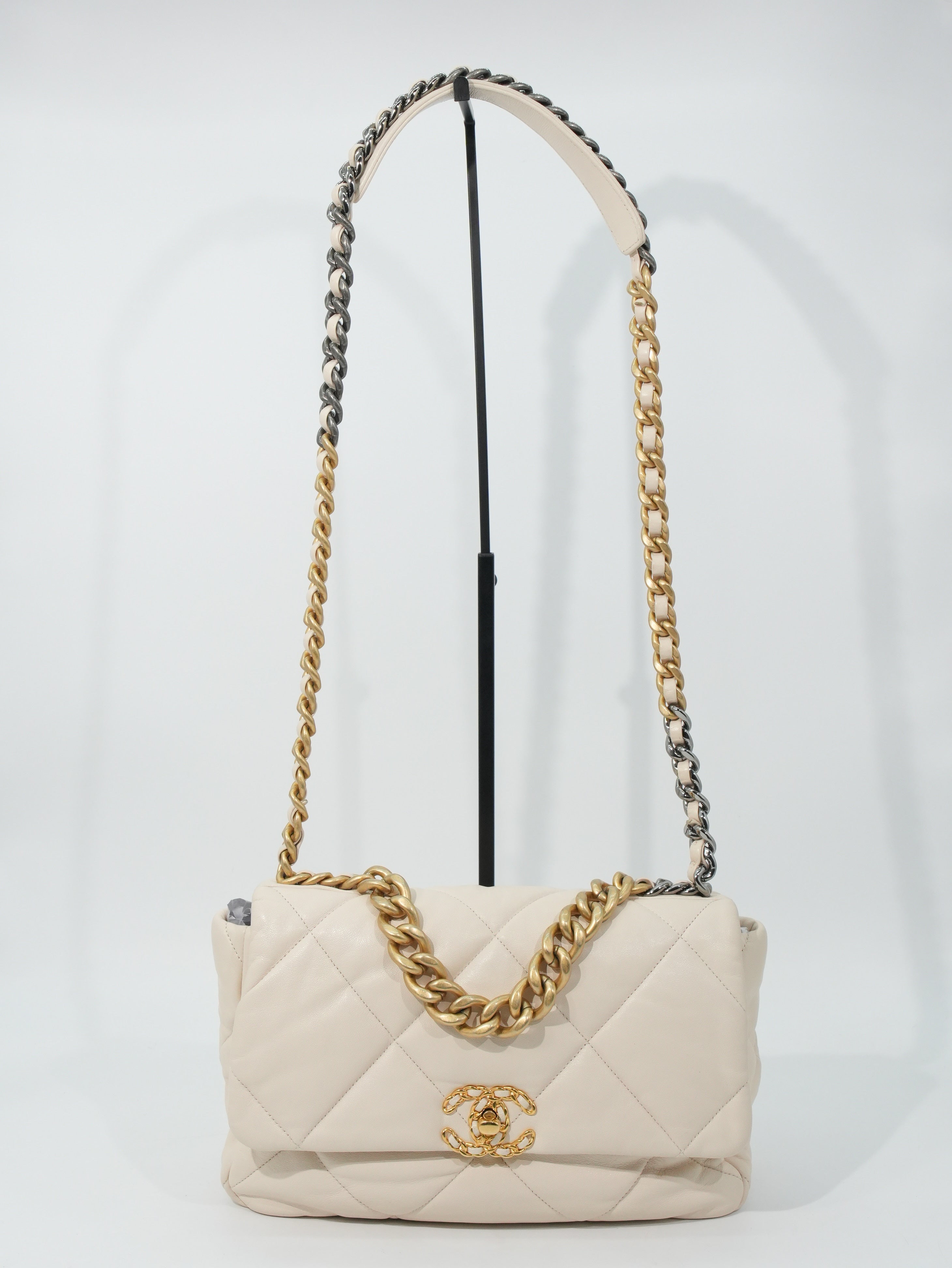 Chanel 19 Large in Pelle d’Agnello