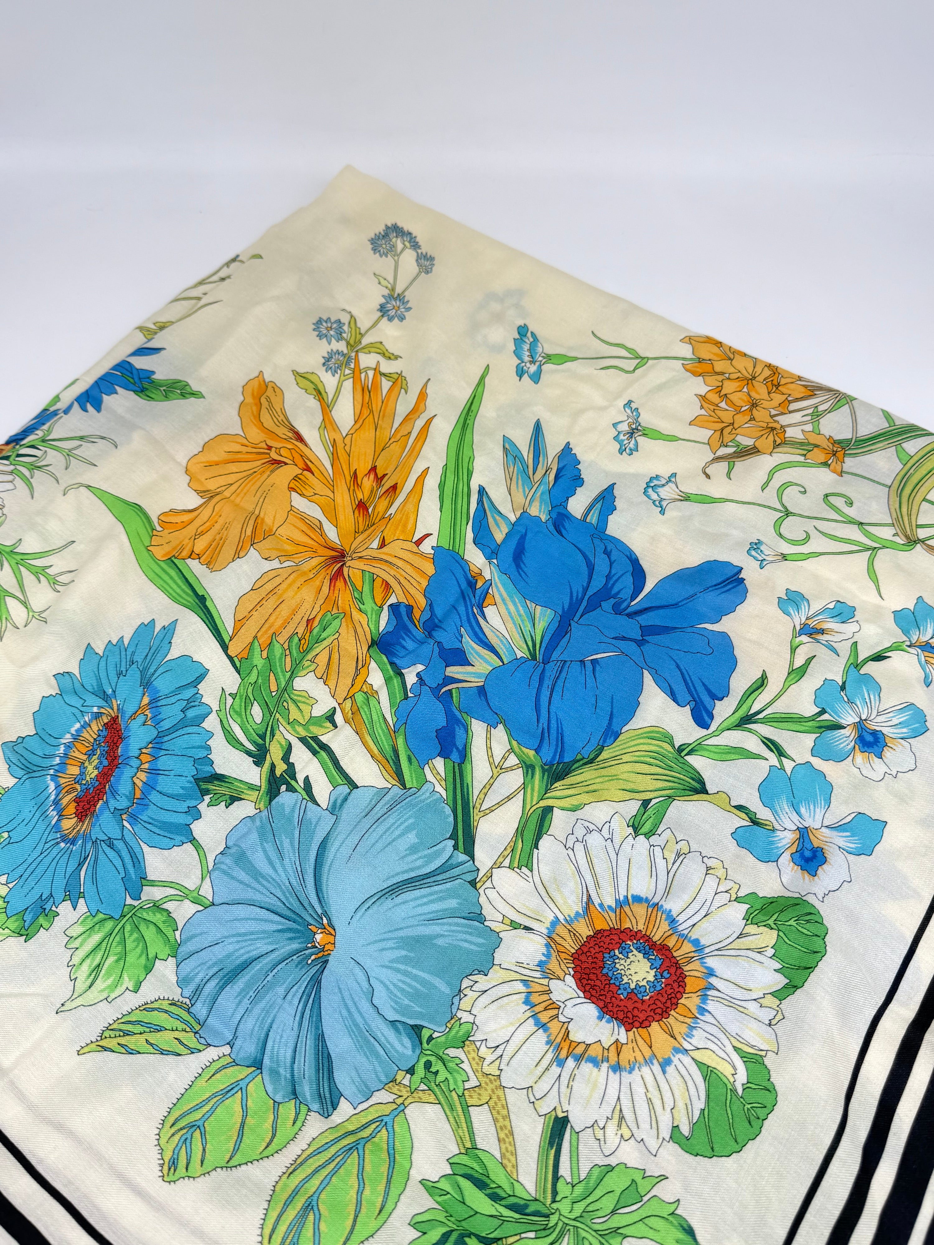 Gucci Stola Floreale