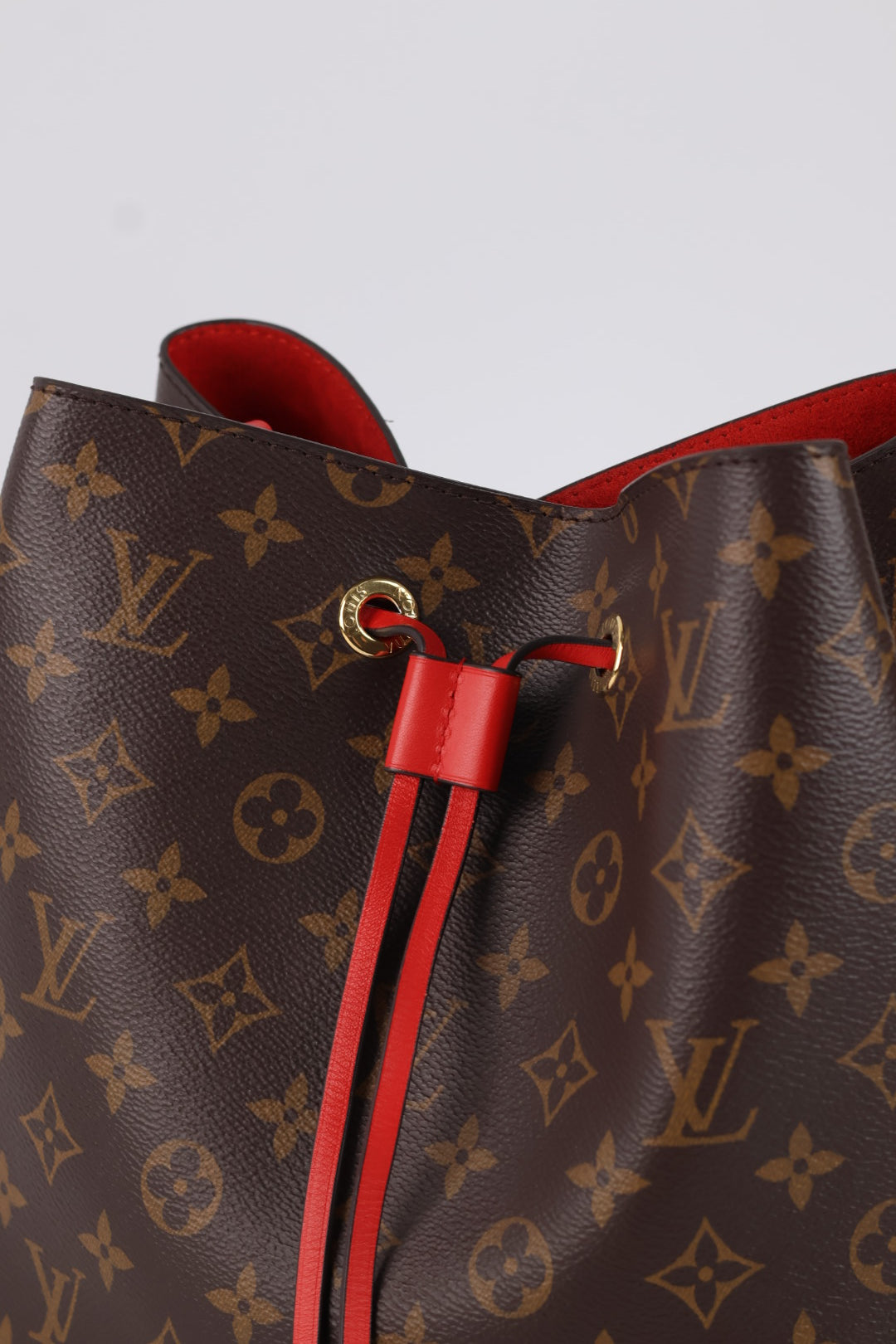 Louis Vuitton Neo Noé MM Monogram
