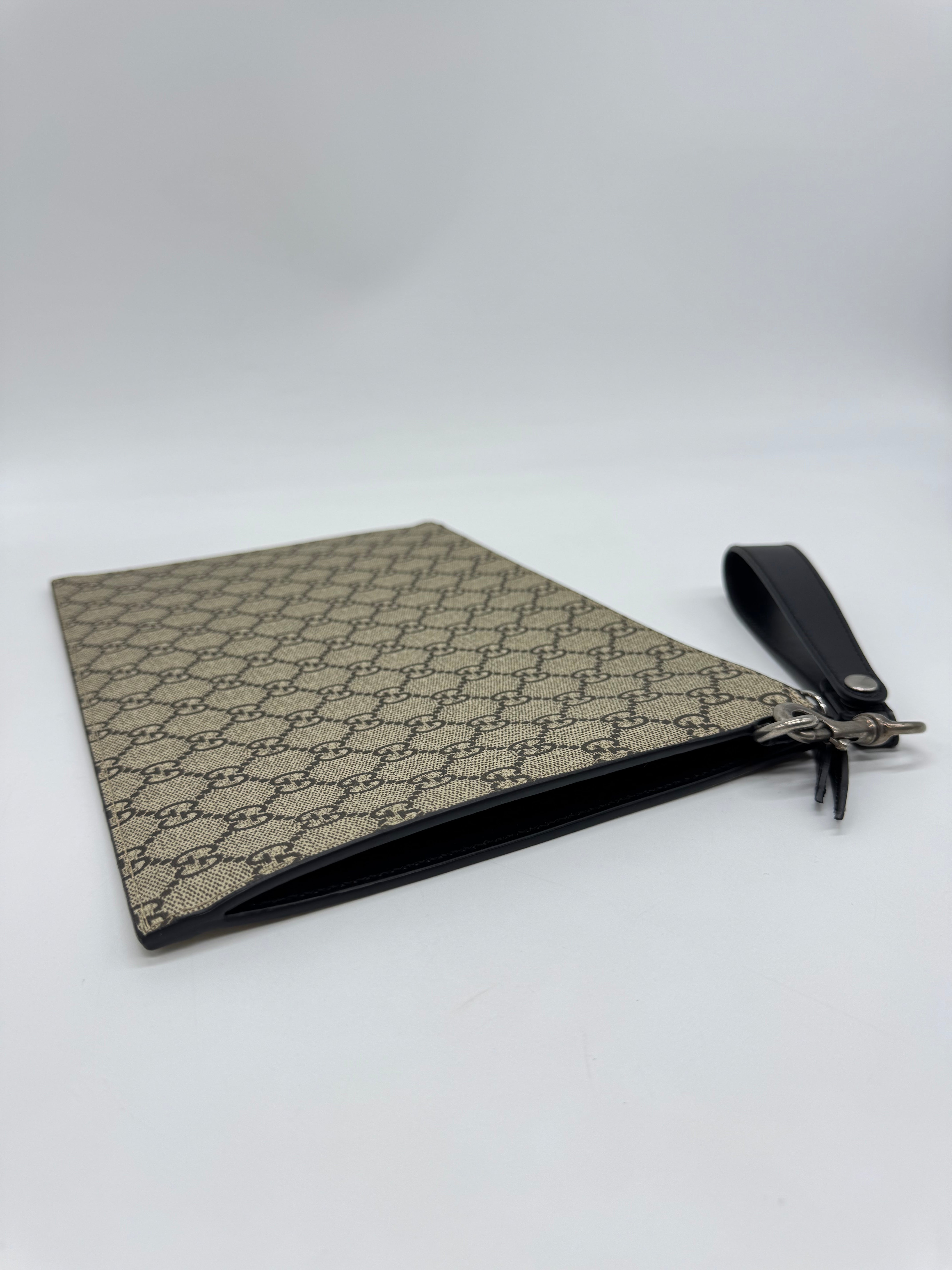 Gucci Pochette Blind For Love