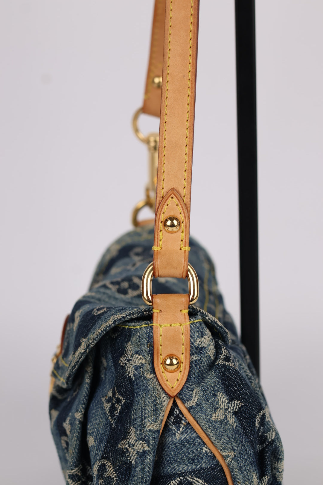 Louis Vuitton Pleaty Denim