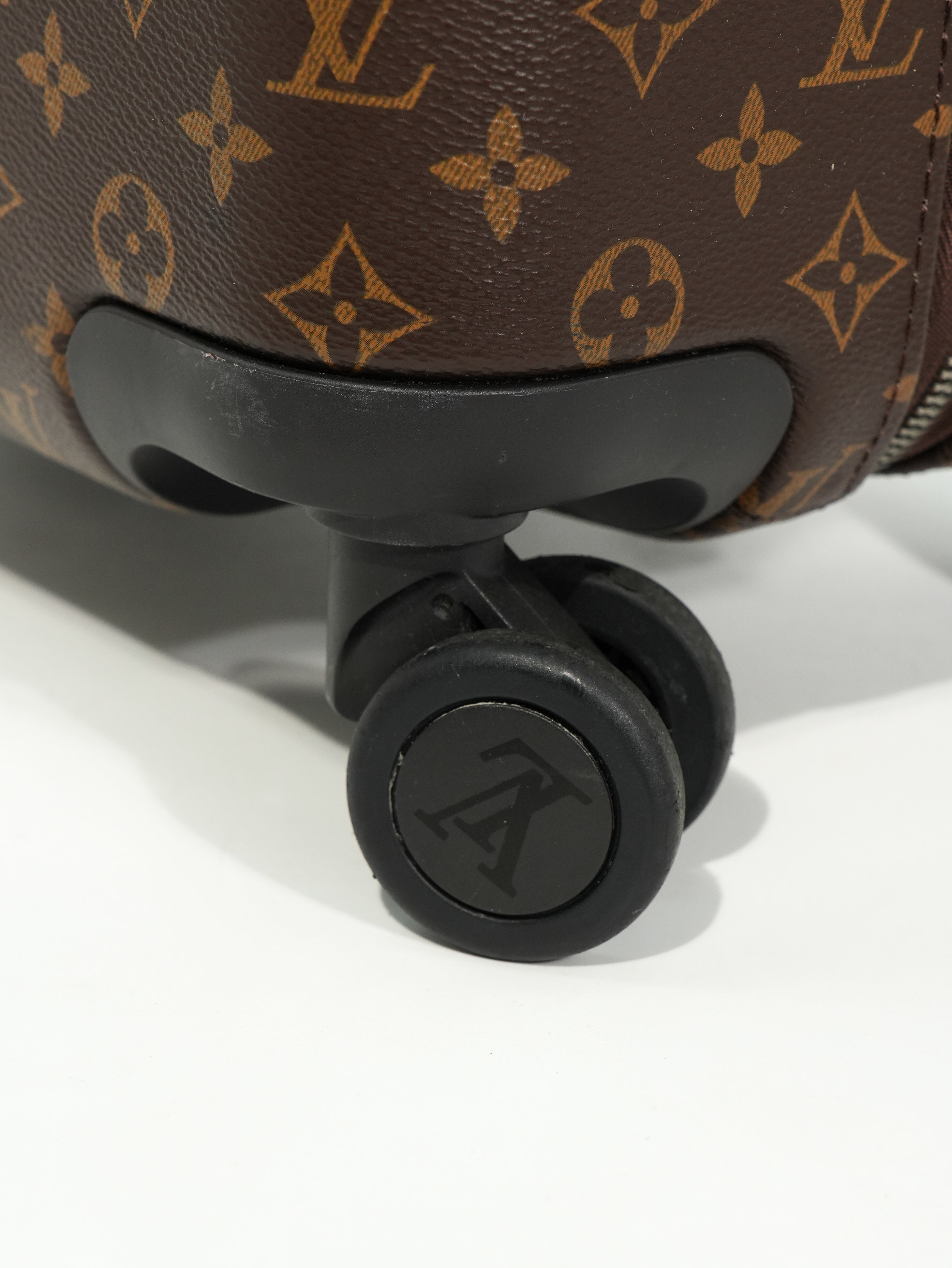 Louis Vuitton Horizon 55 Monogram