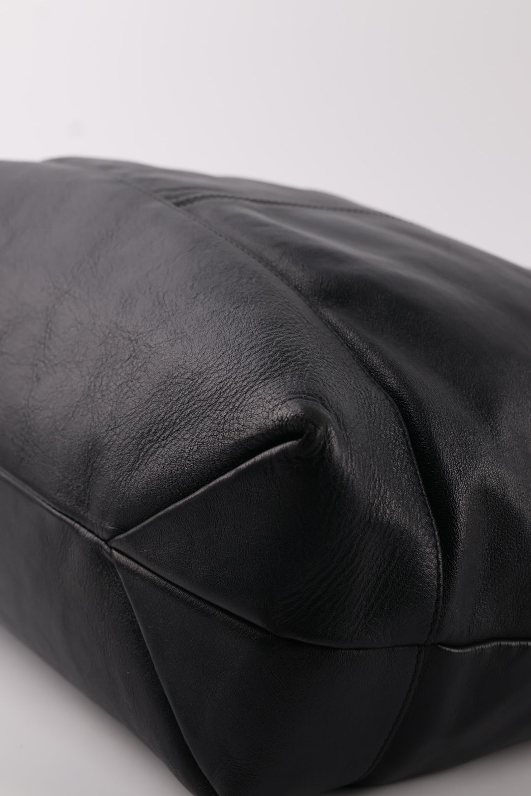 Givenchy Tote in Pelle Morbida