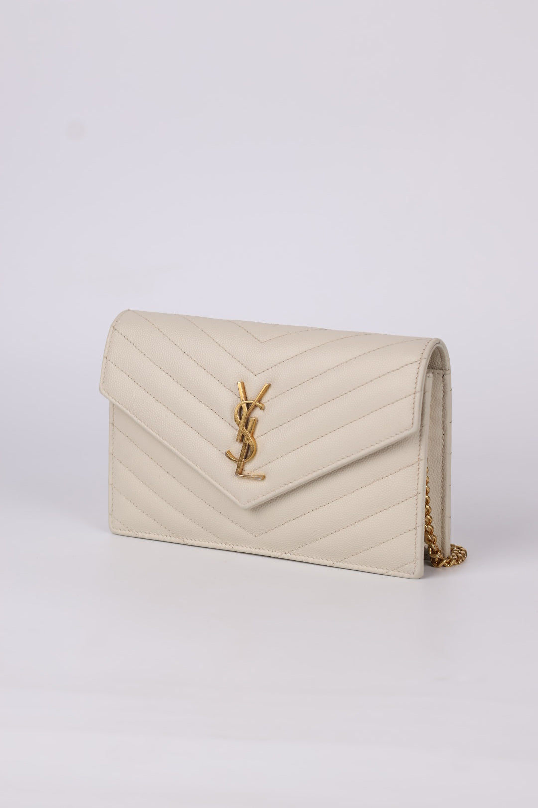 Saint Laurent Envelope Cassandre con Catena