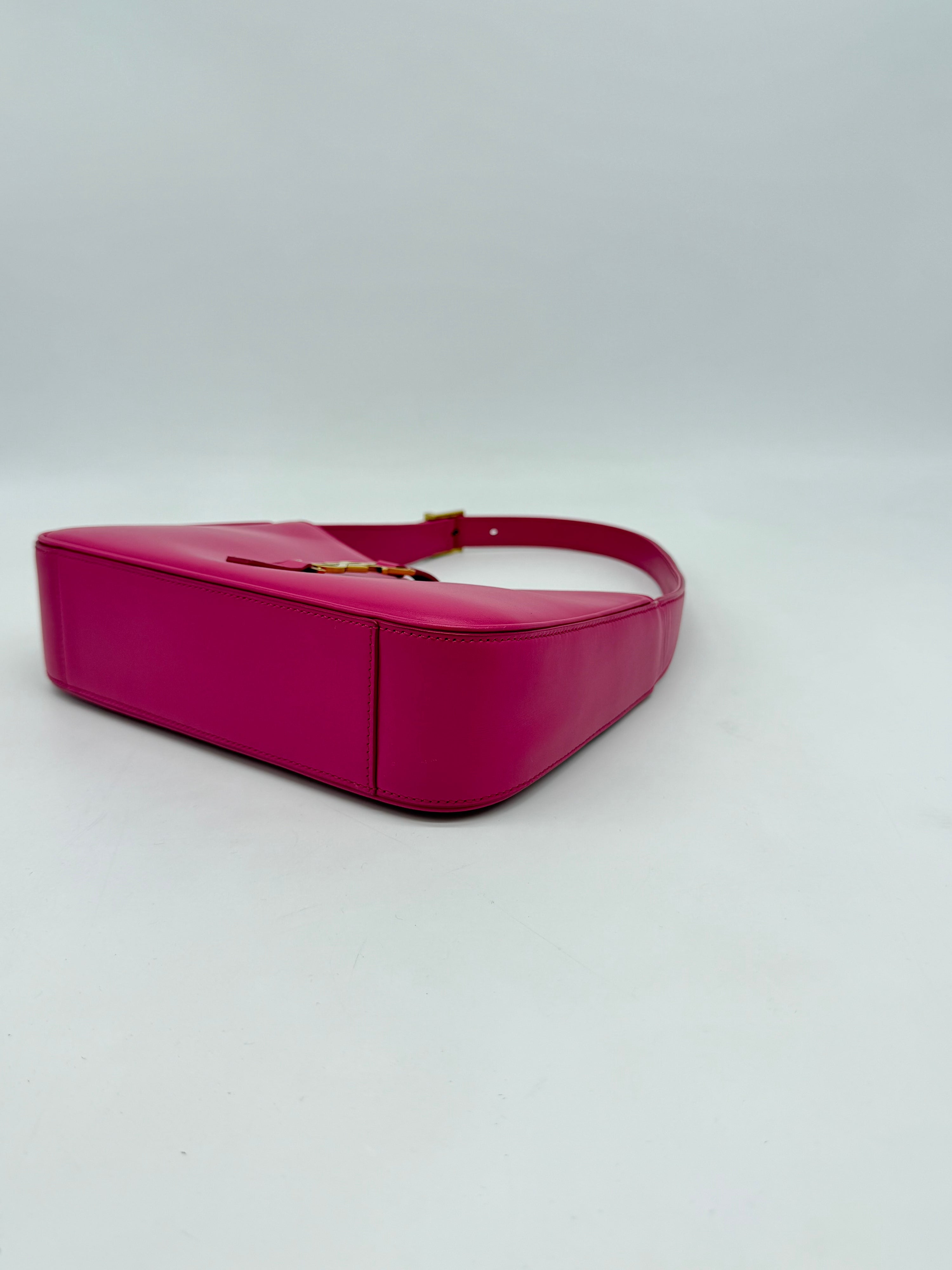 Saint Laurent Hobo le 5 à 7