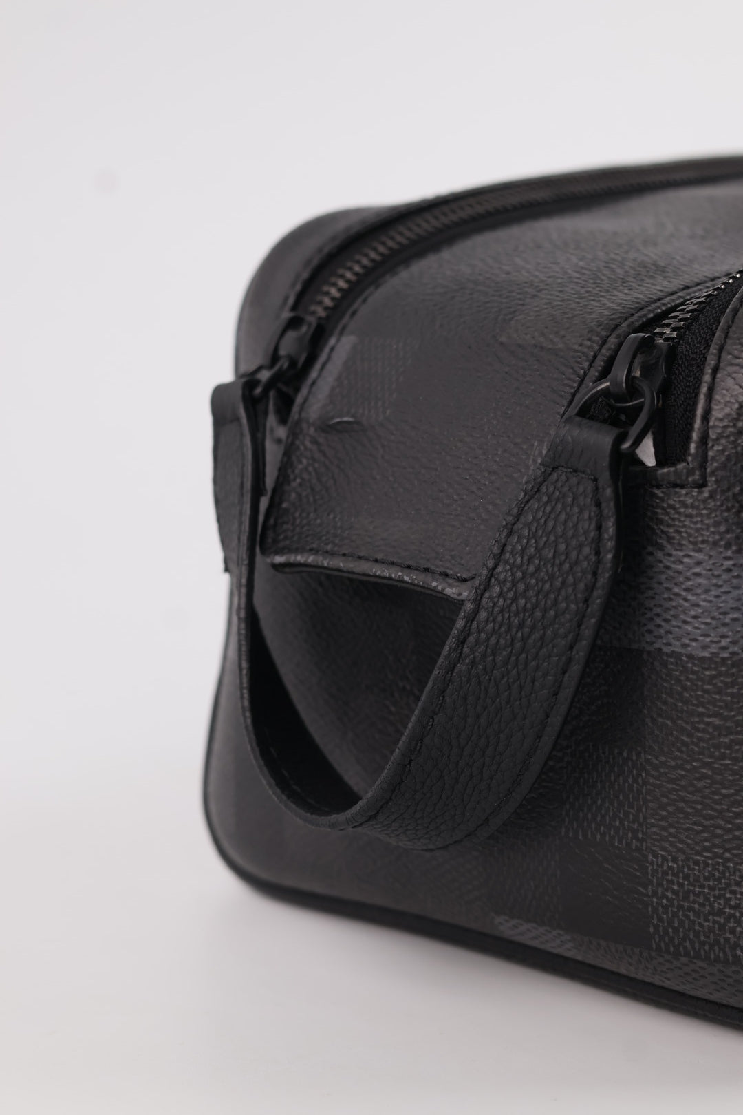 Louis Vuitton Toilette Dopp Kit Damoflage