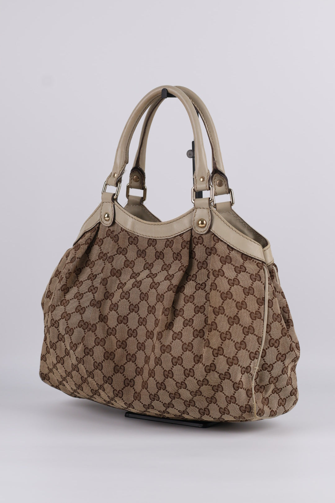 Gucci Sukey Small GG Wave