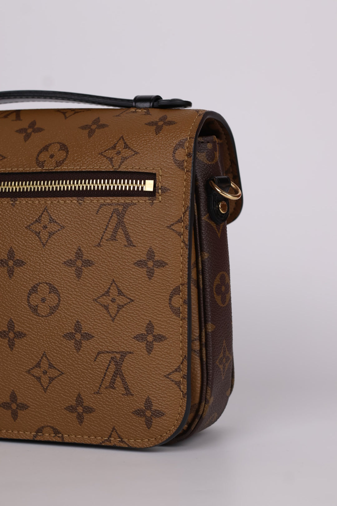 Louis Vuitton Métis Reverse