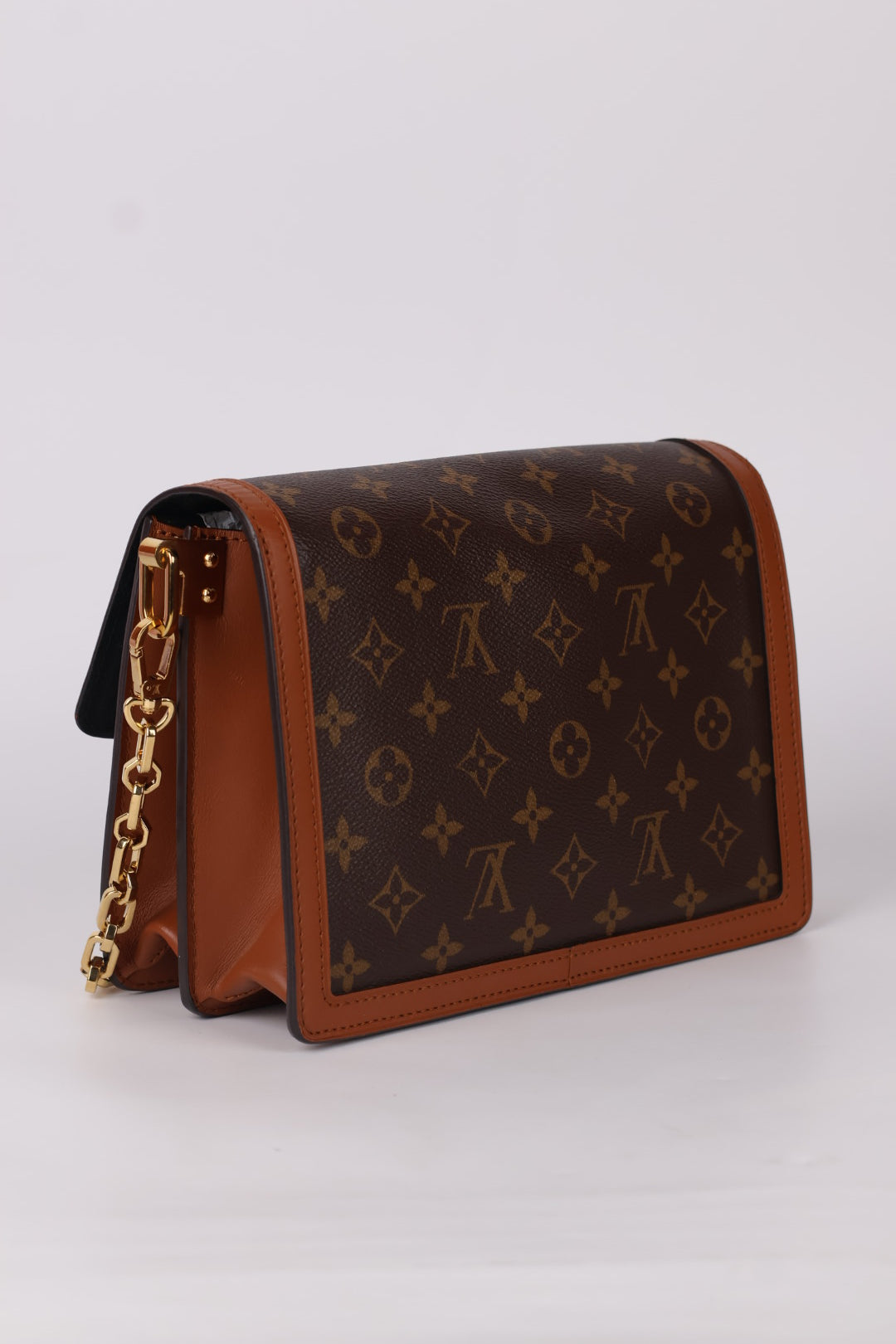 Louis Vuitton Dauphine MM