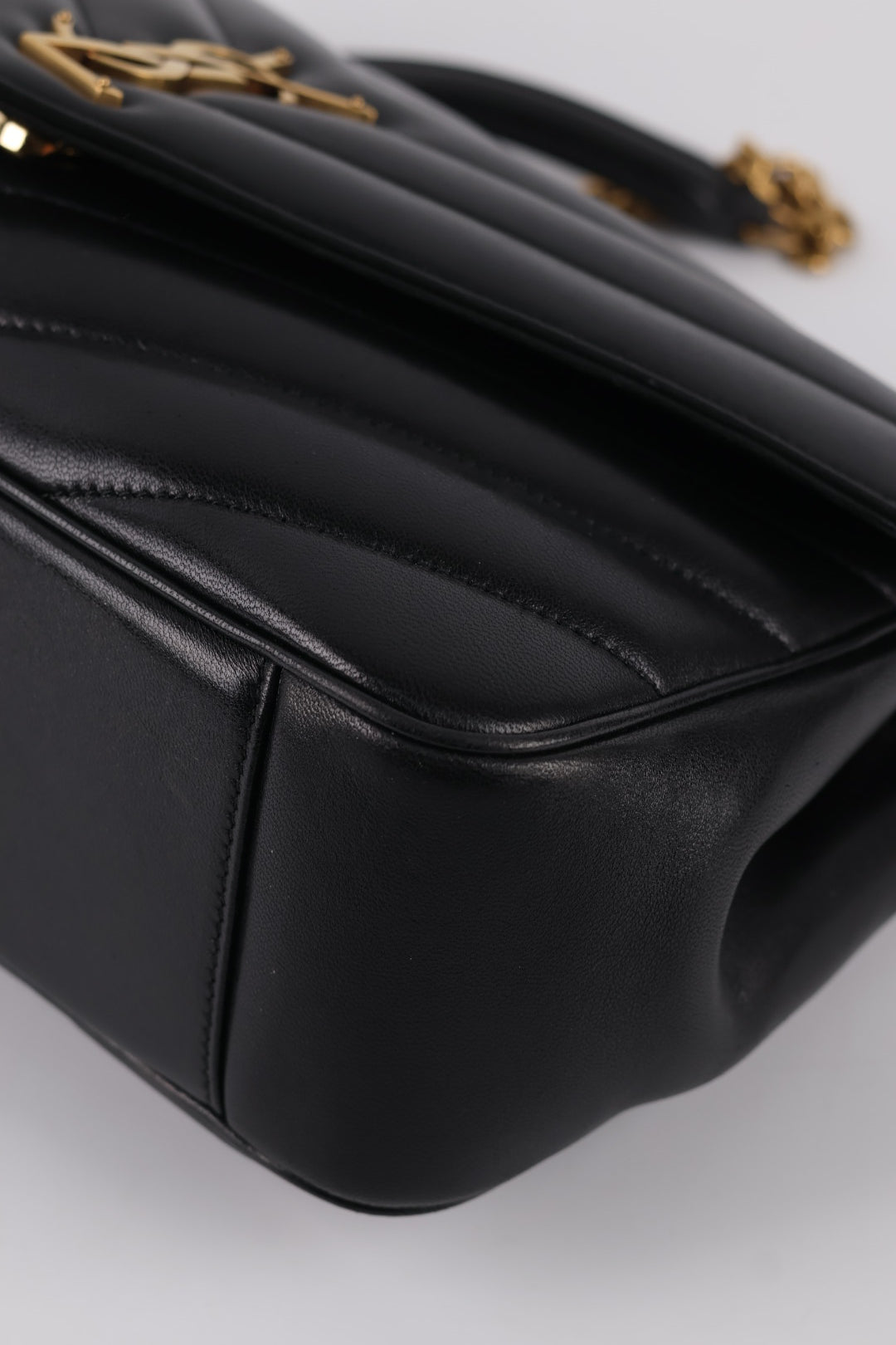 Saint Laurent Lou Lou Media