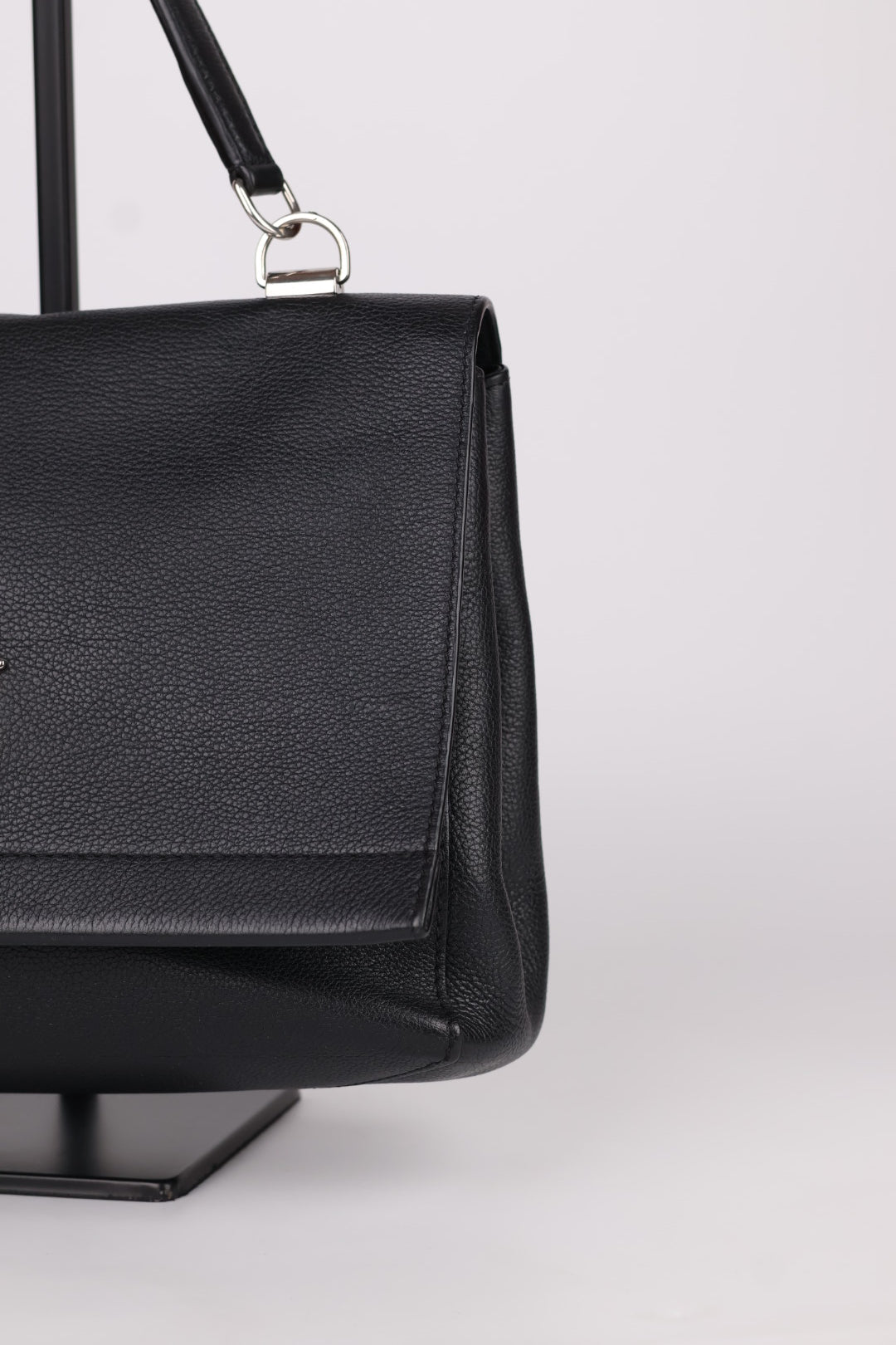 Louis Vuitton Lockme Handle in Pelle
