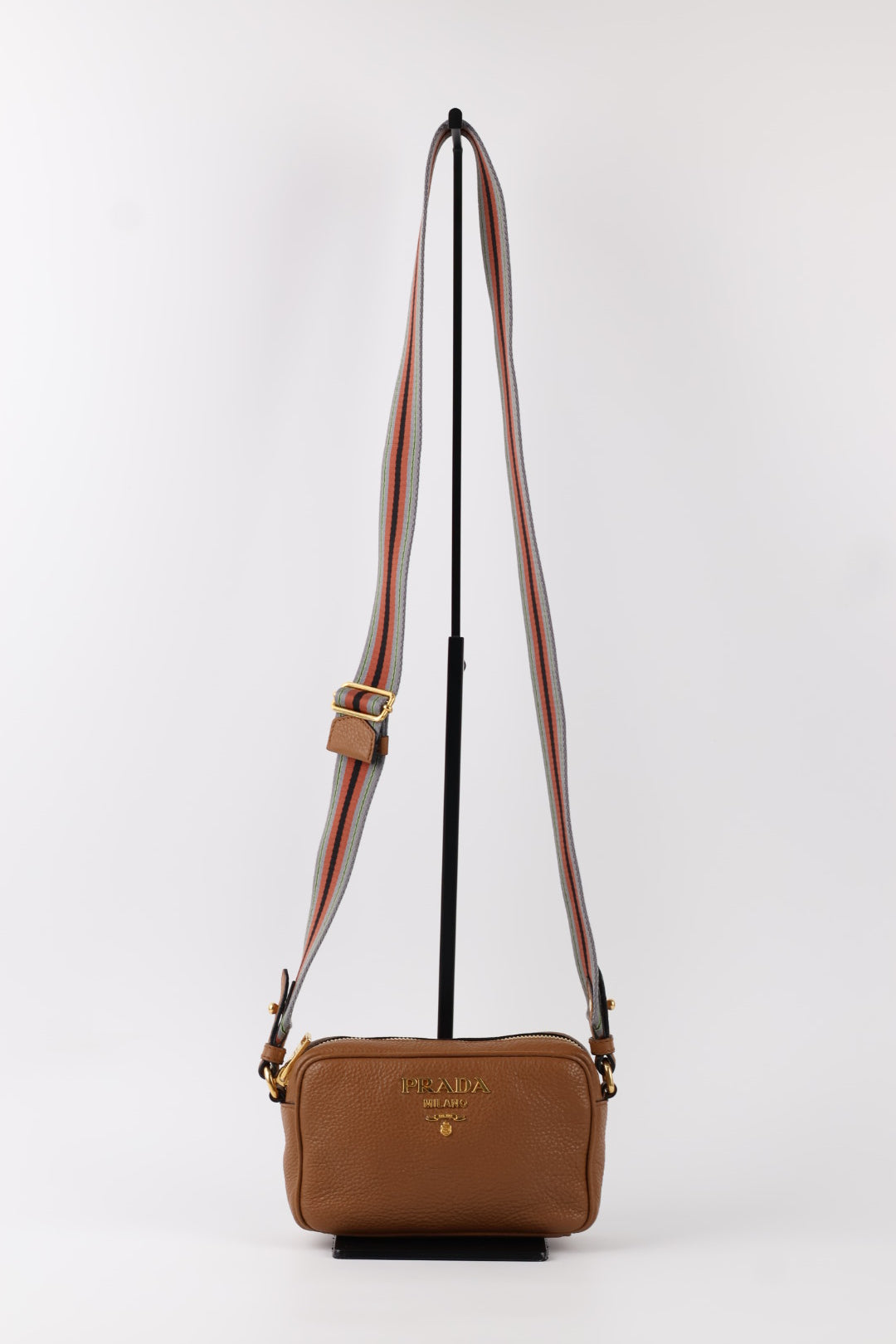 Prada Mini Camera Bag in Pelle