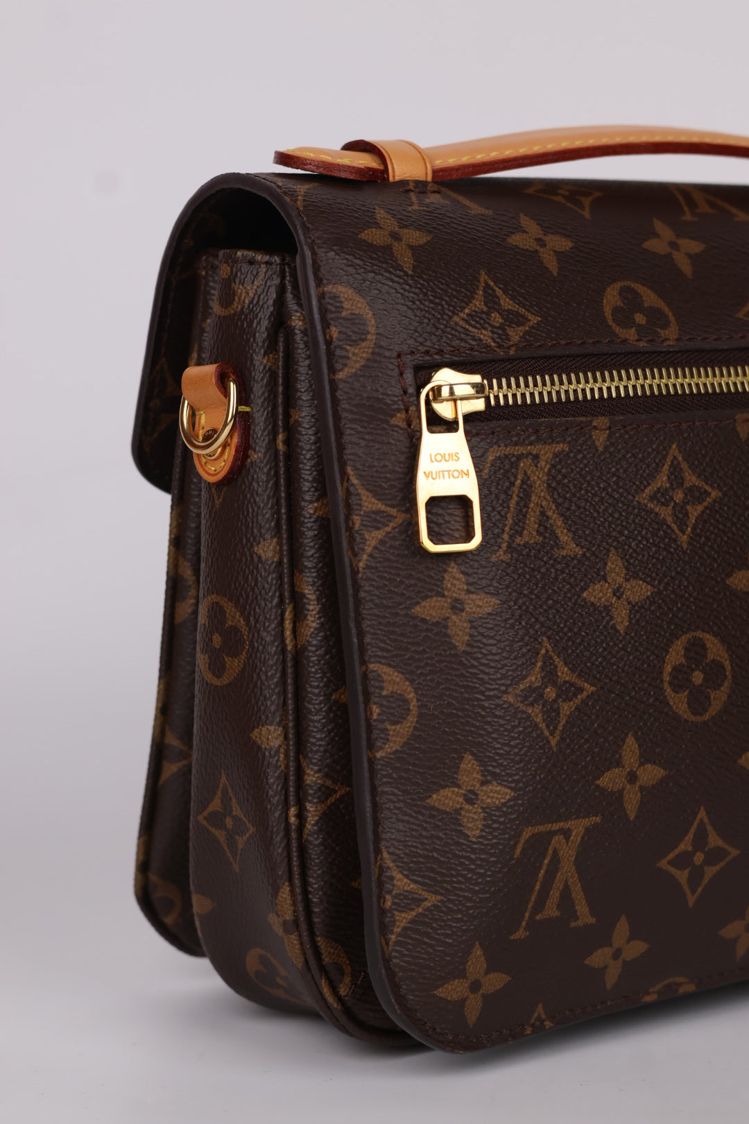 Louis Vuitton Métis Monogram