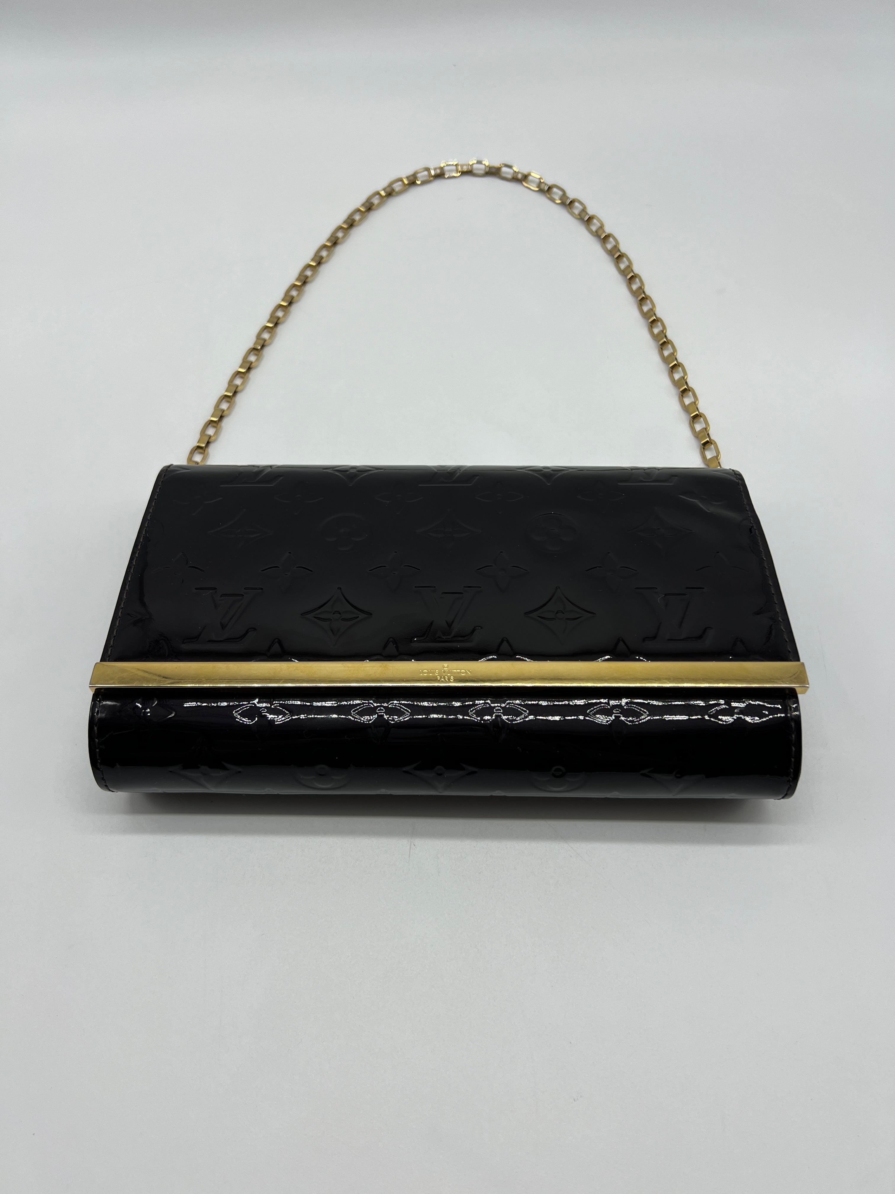 Louis Vuitton Pochette Ana Chain Vernis