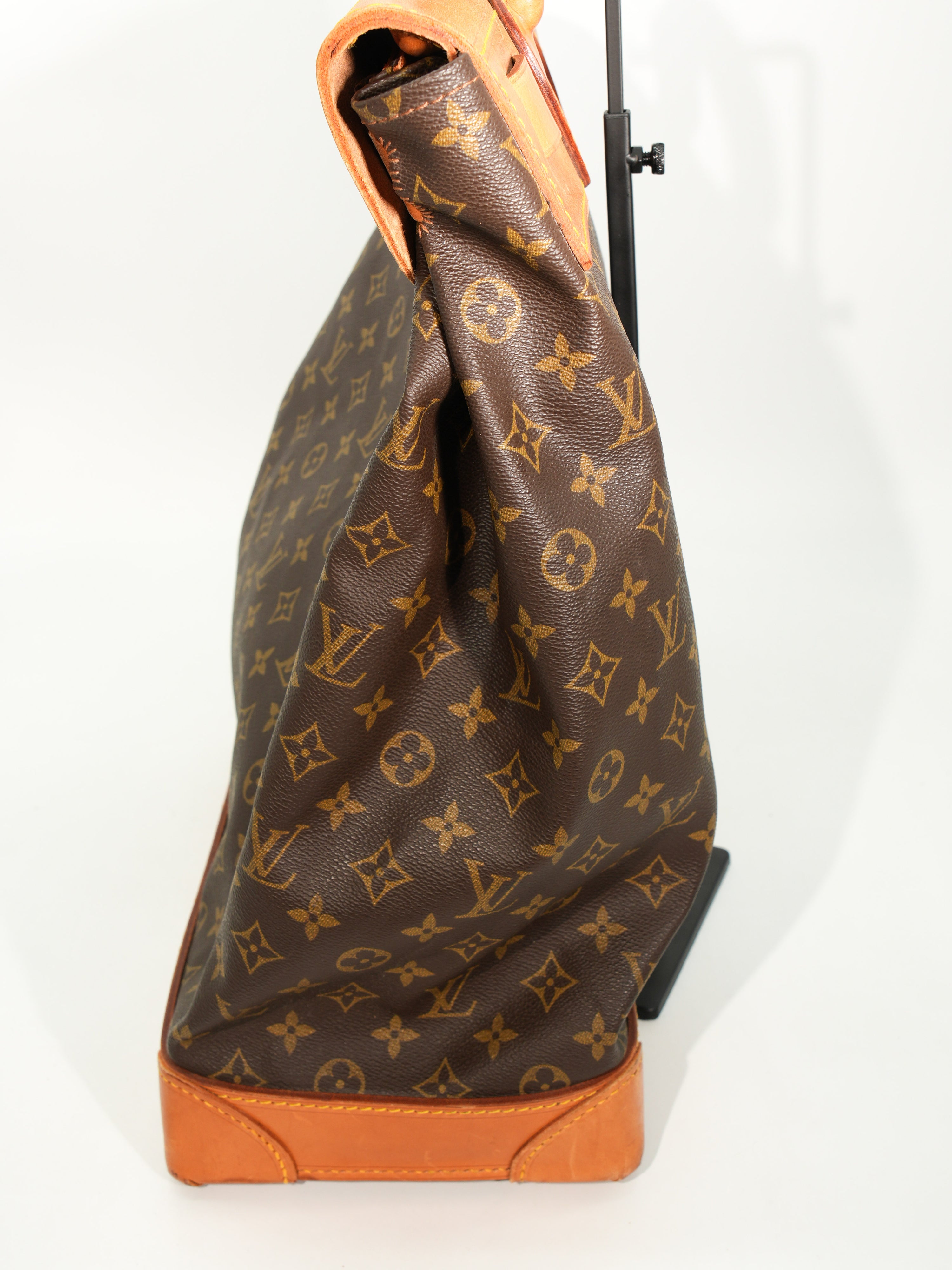 Louis Vuitton Streamer Monogram Vintage
