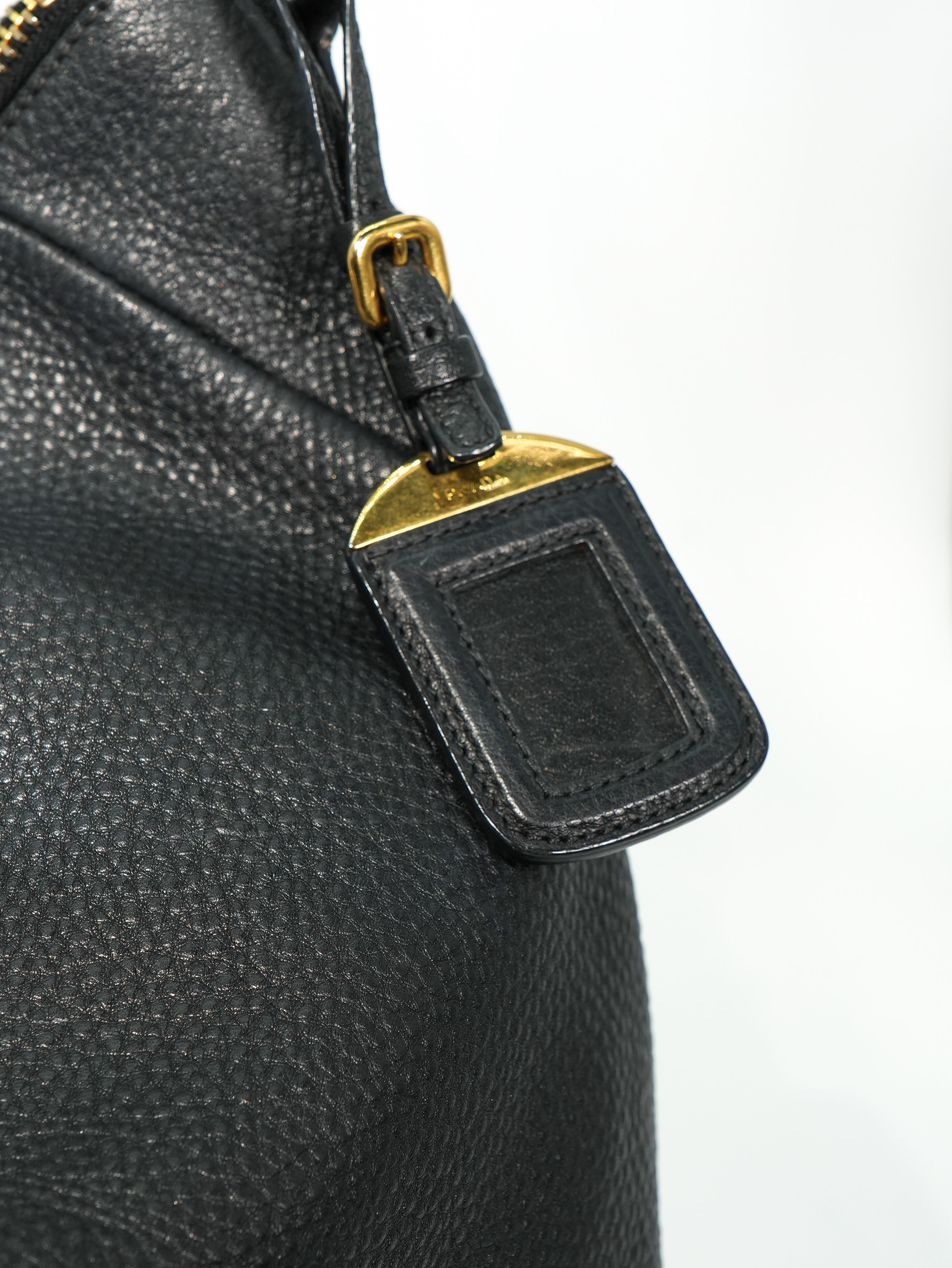 Prada Soft Bag in Pelle