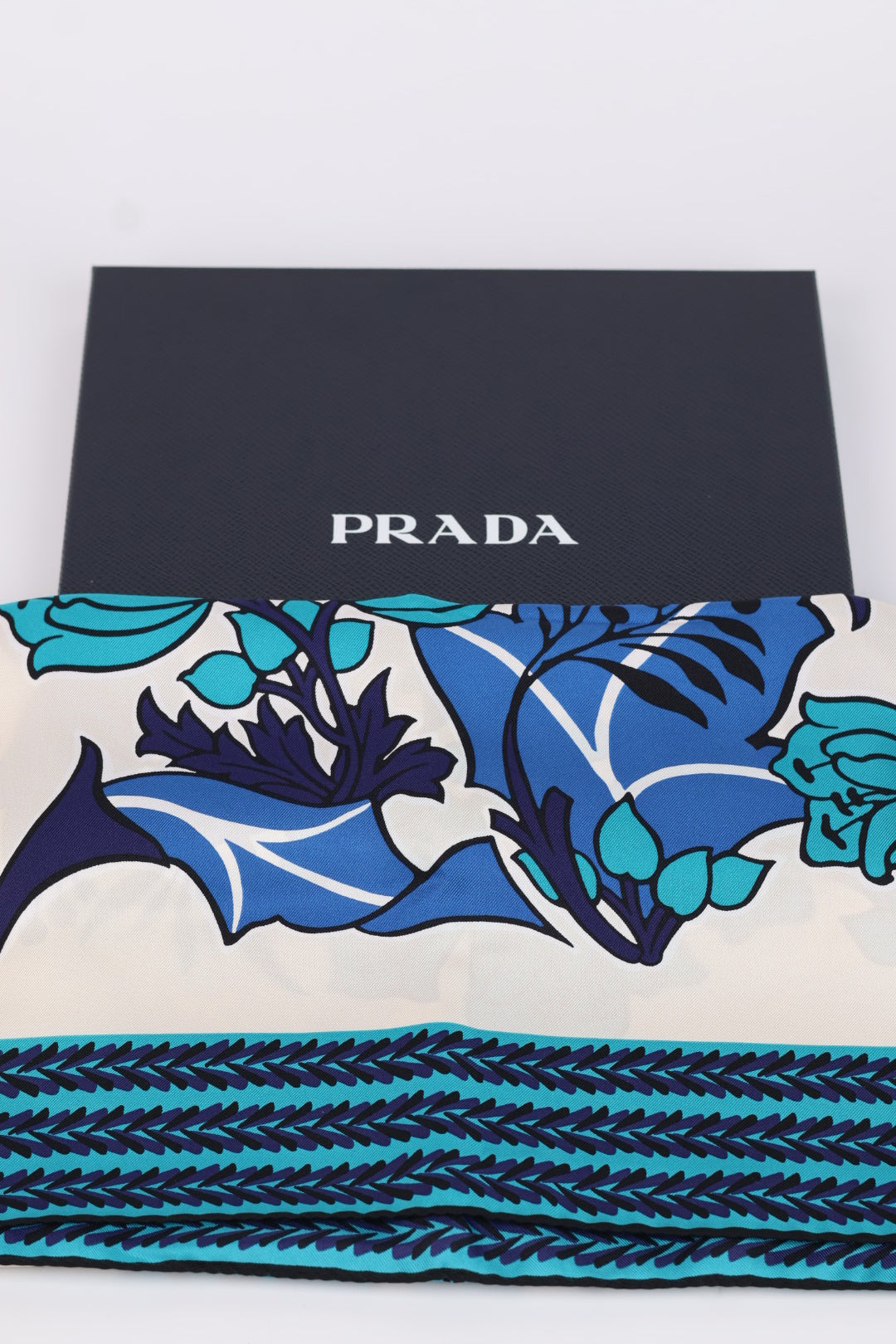 Prada Foulard Floreale