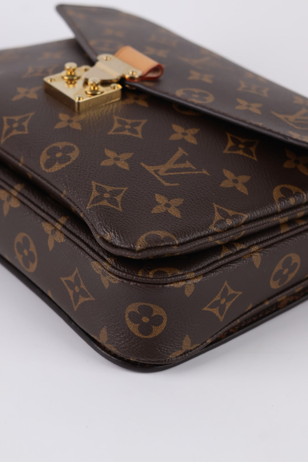 Louis Vuitton Métis Monogram