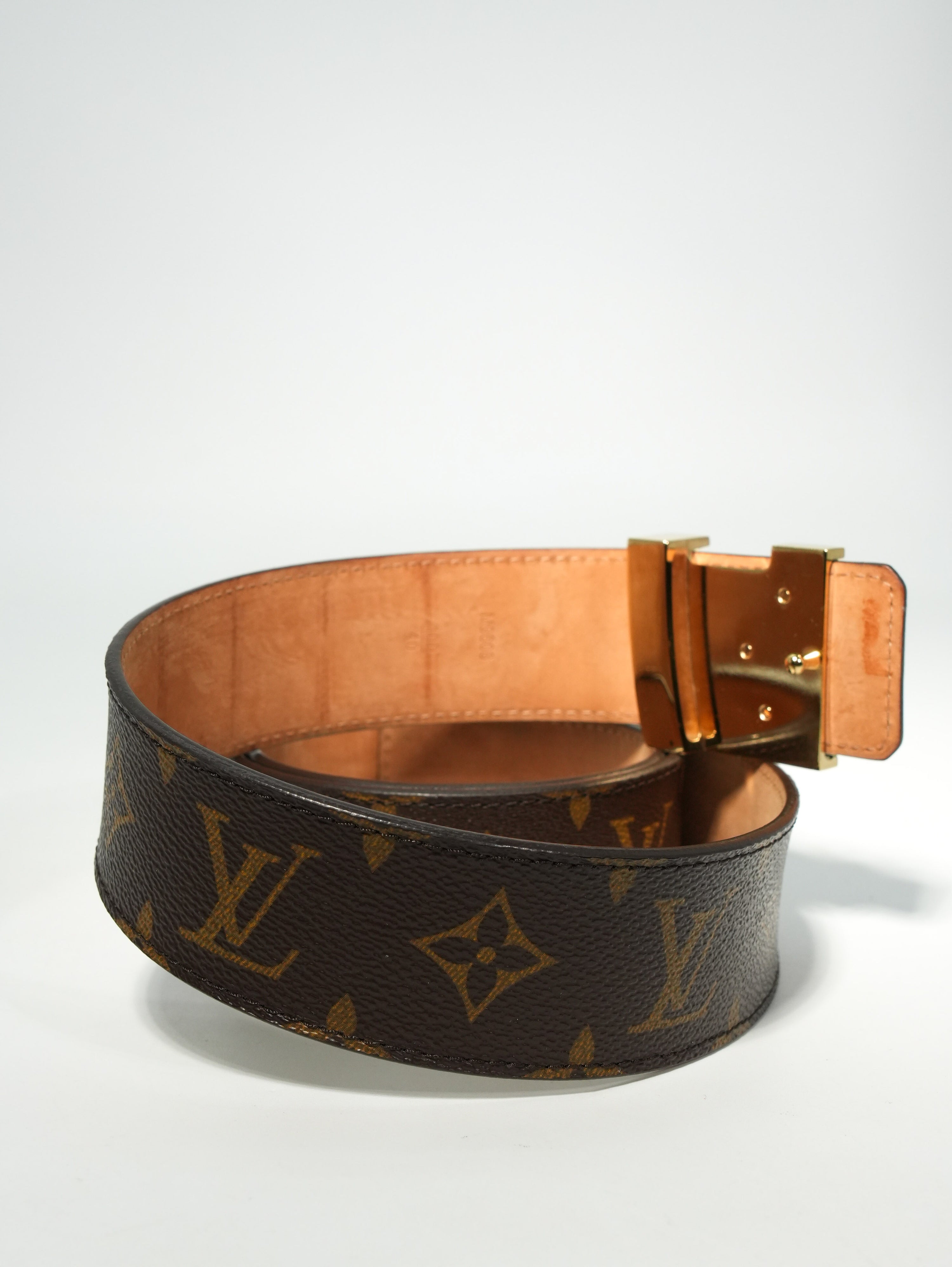 Louis Vuitton Cintura Initiales Monogram