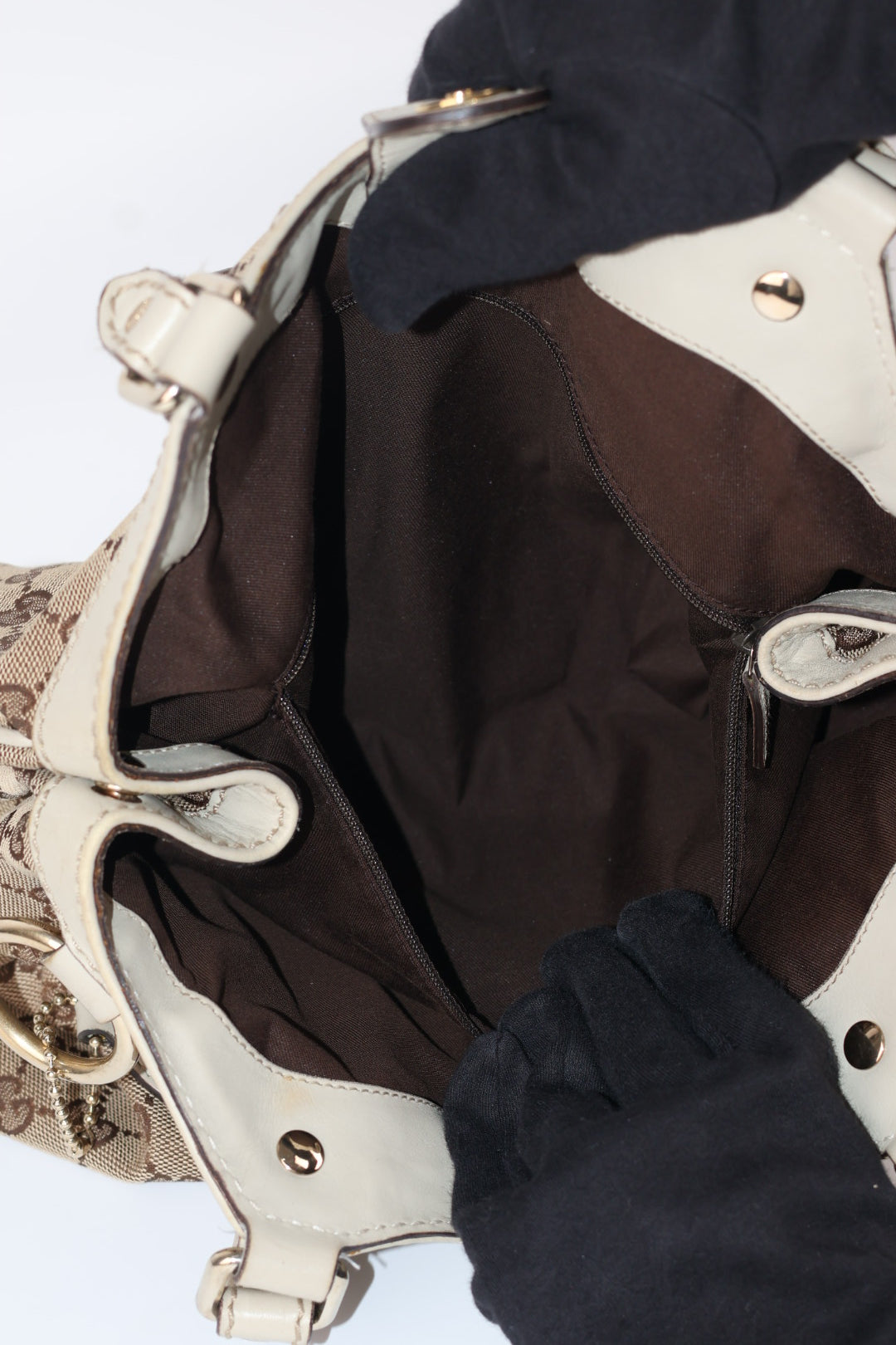 Gucci Sukey Small GG Wave