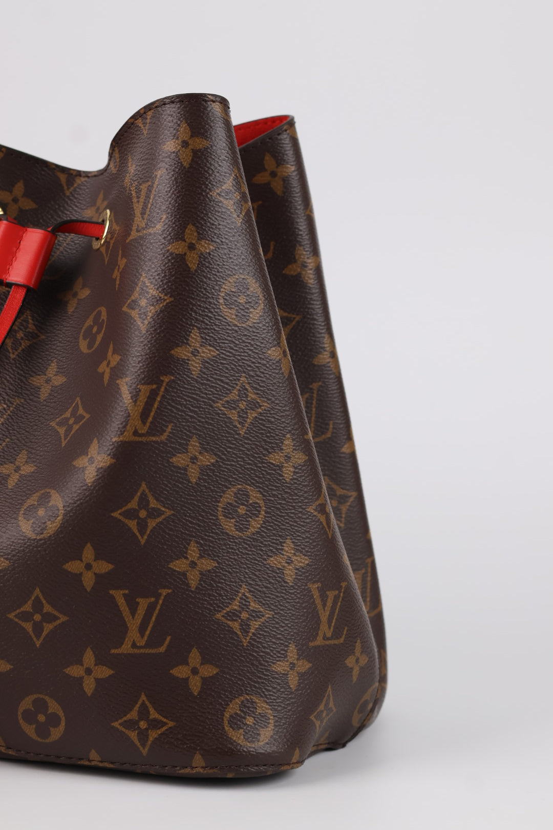 Louis Vuitton Neo Noé MM Monogram