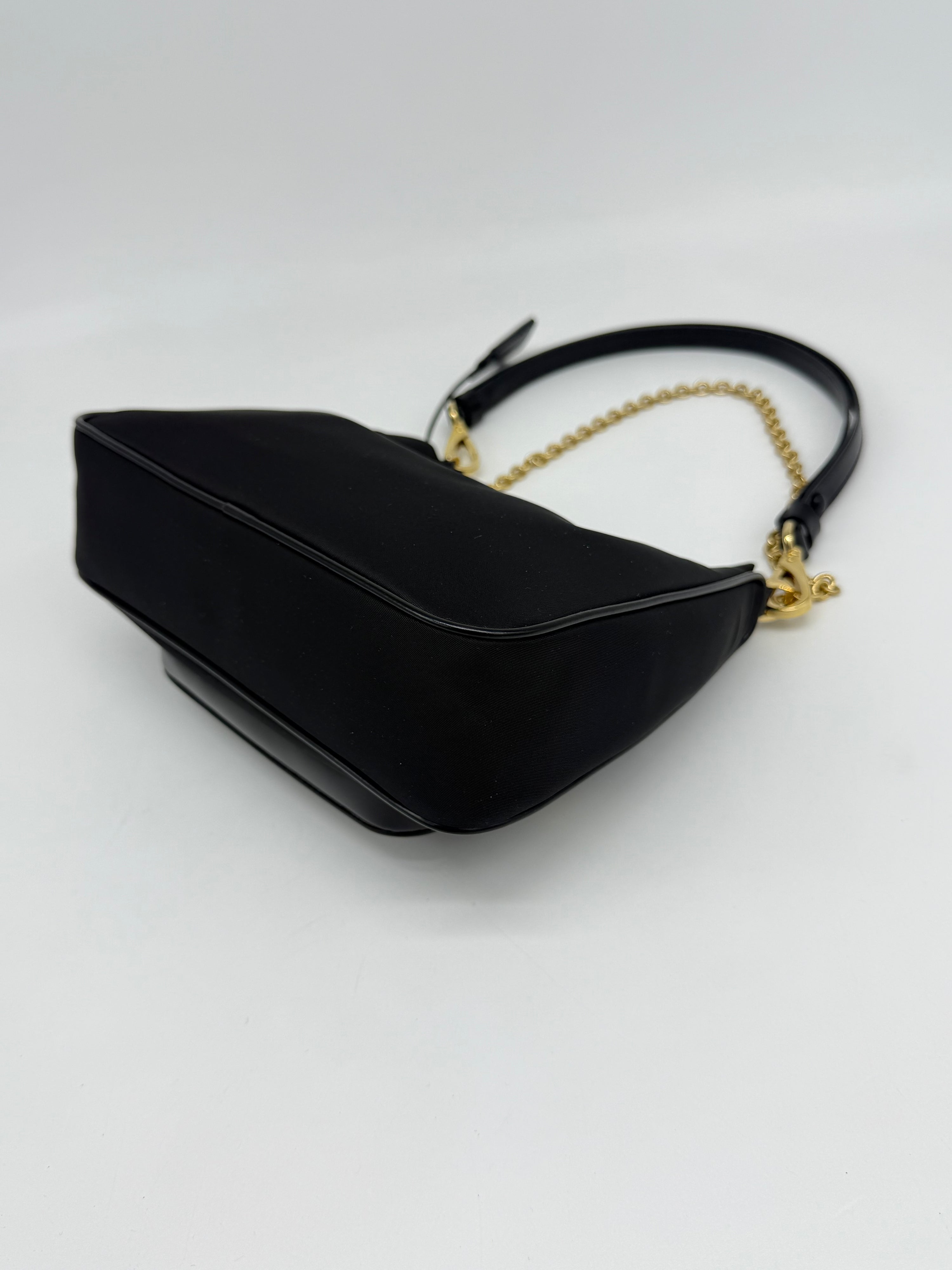Prada Re-Edition Nylon e Pelle