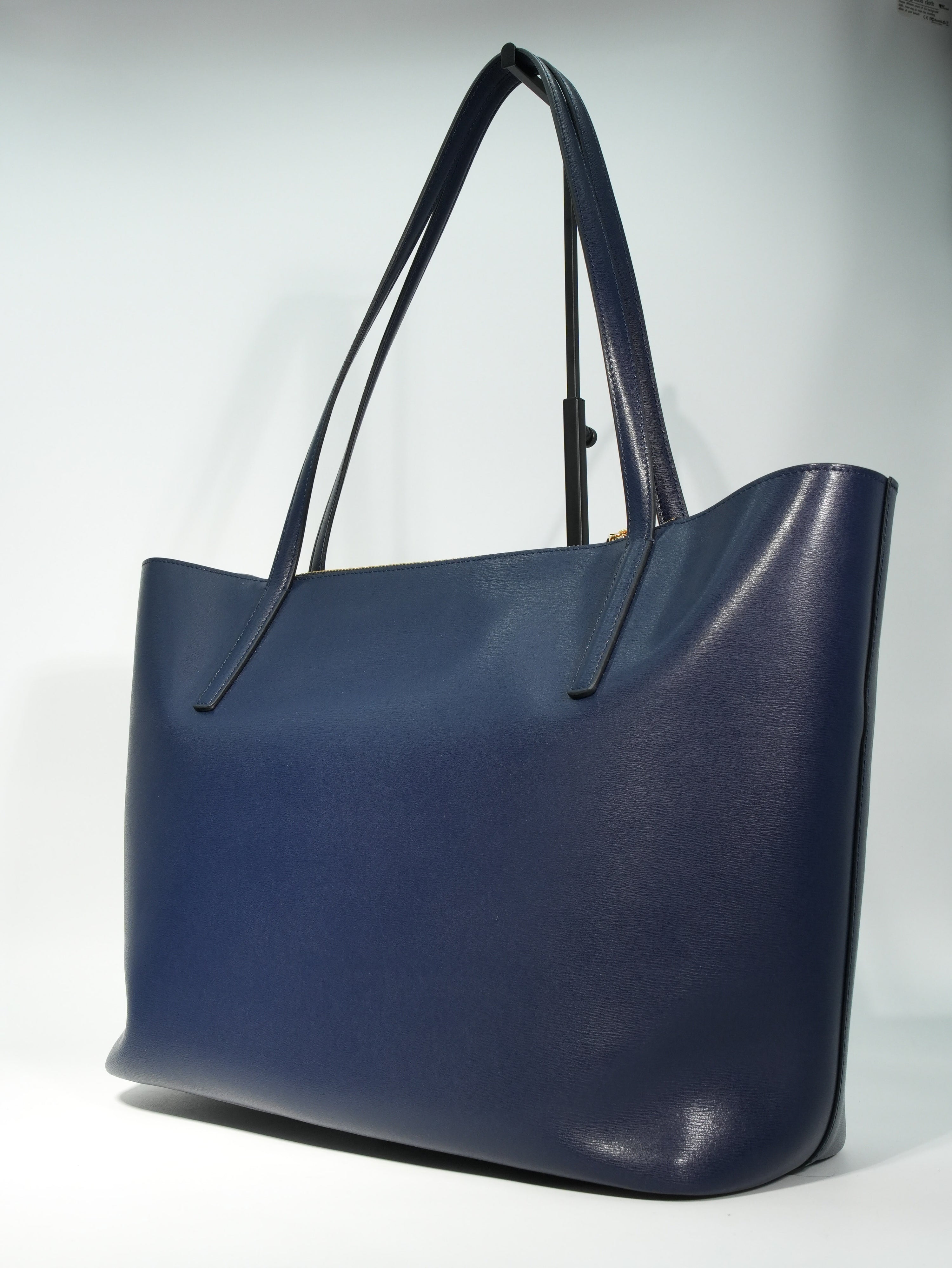 Ferragamo City Tote in Pelle