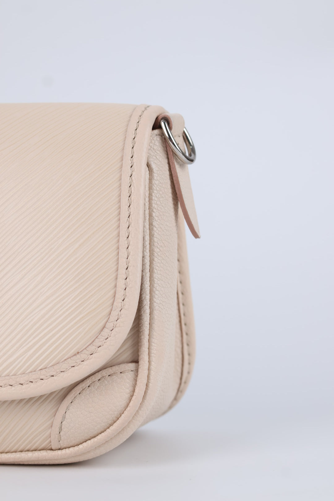 Louis Vuitton Buci Epi