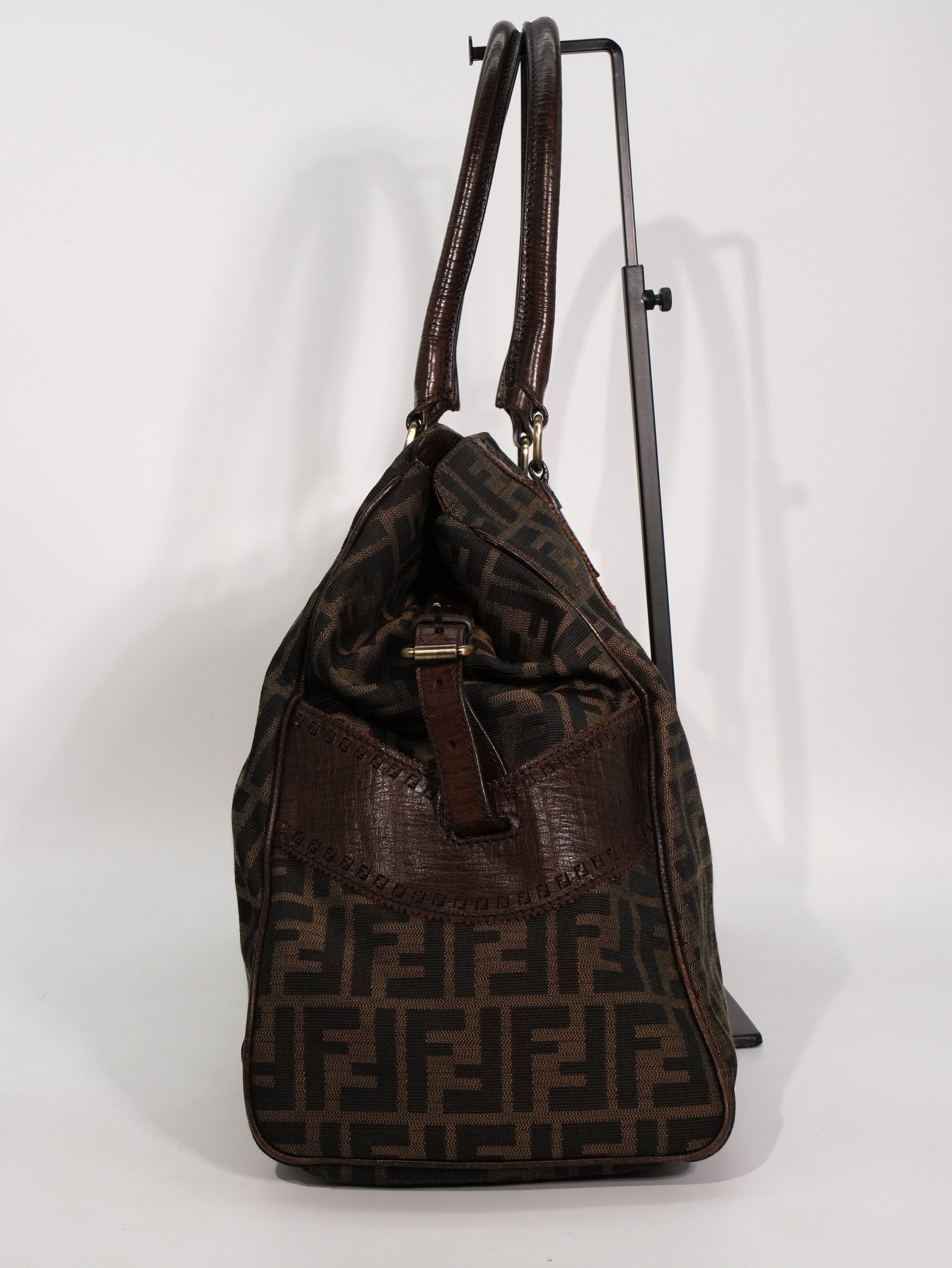 Fendi De Jour Large FF Logo