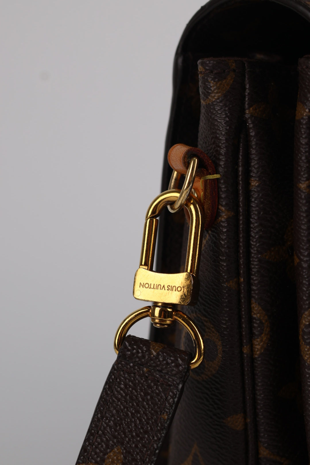 Louis Vuitton Métis Monogram