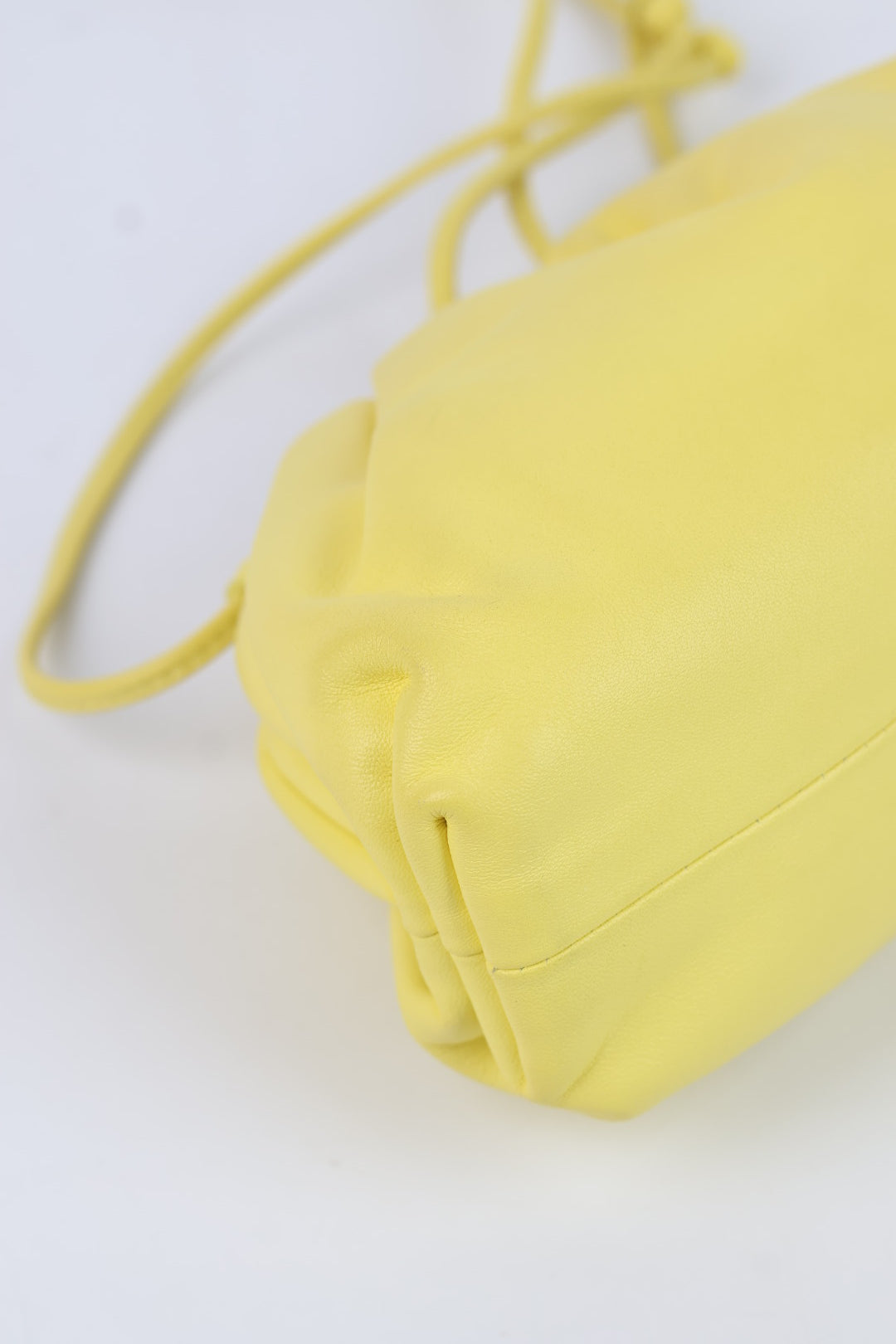Bottega Veneta Mini Pouch a Tracolla