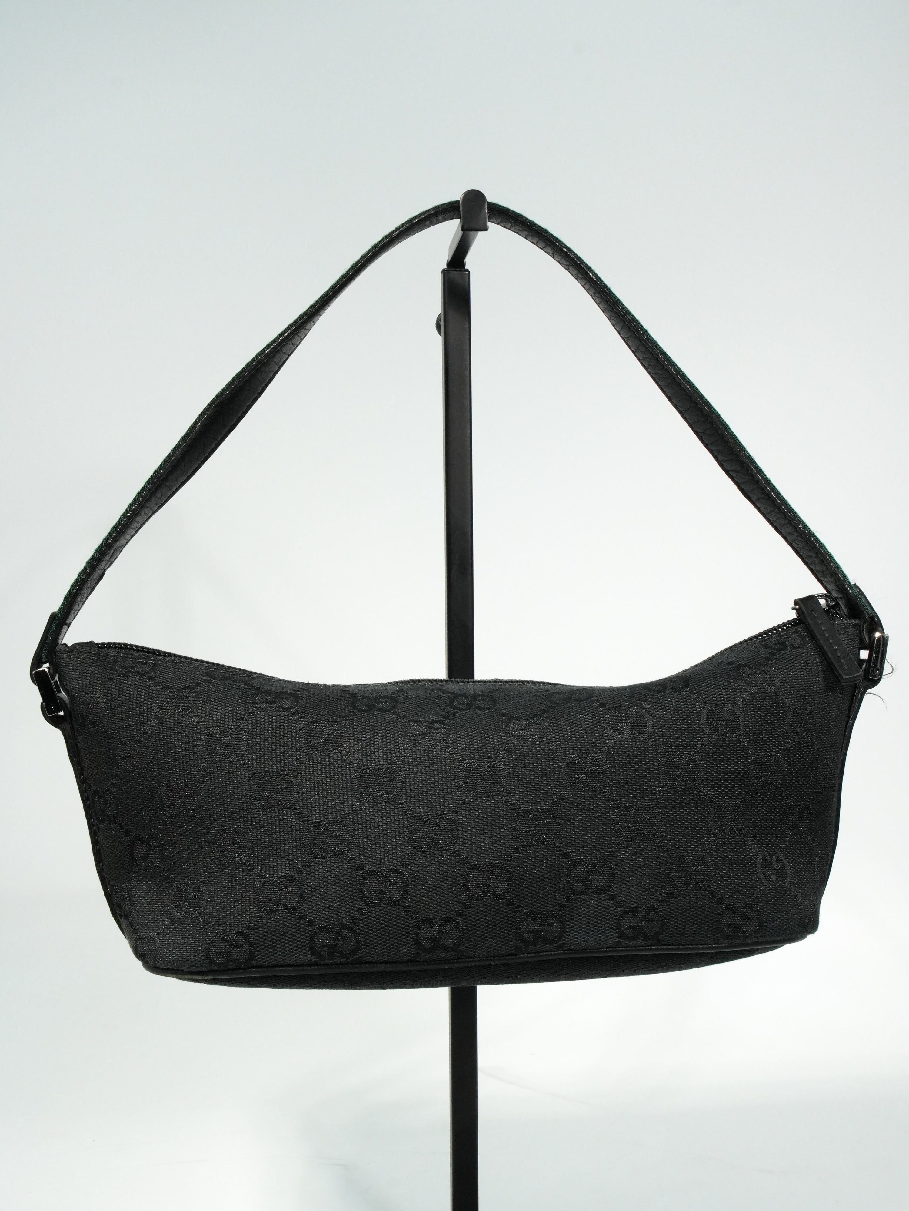 Gucci Boat Bag GG Wave