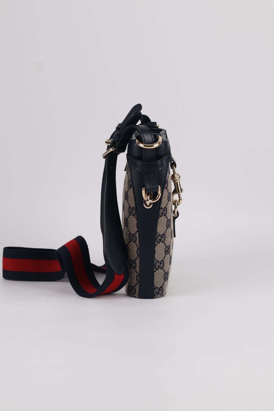 Gucci Mini Bucket Jackie GG Wave