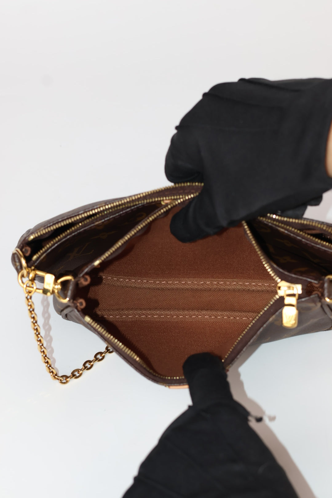 Louis Vuitton Multi Pochette Accessoires Monogram