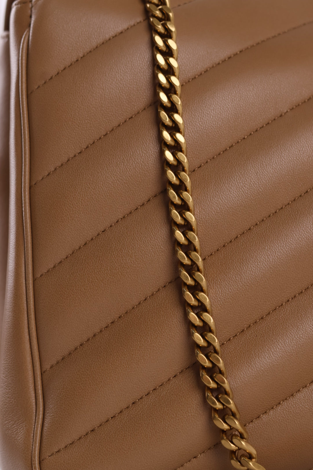 Saint Laurent Loulou Large