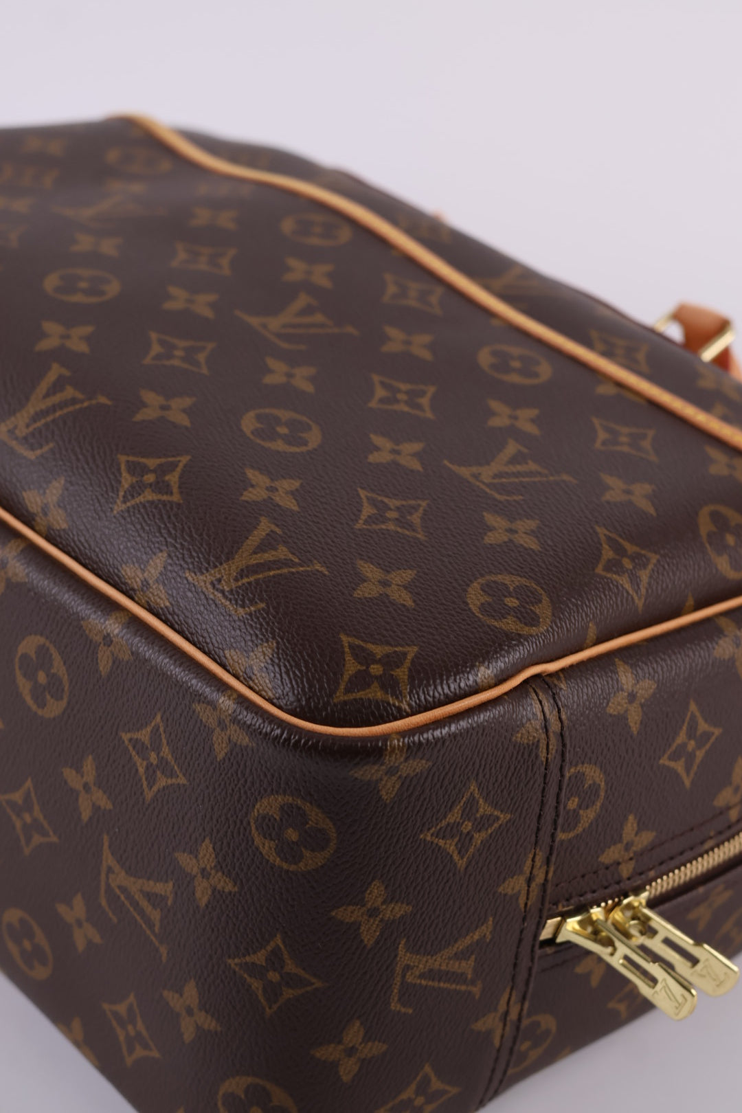Louis Vuitton Deauville Monogram