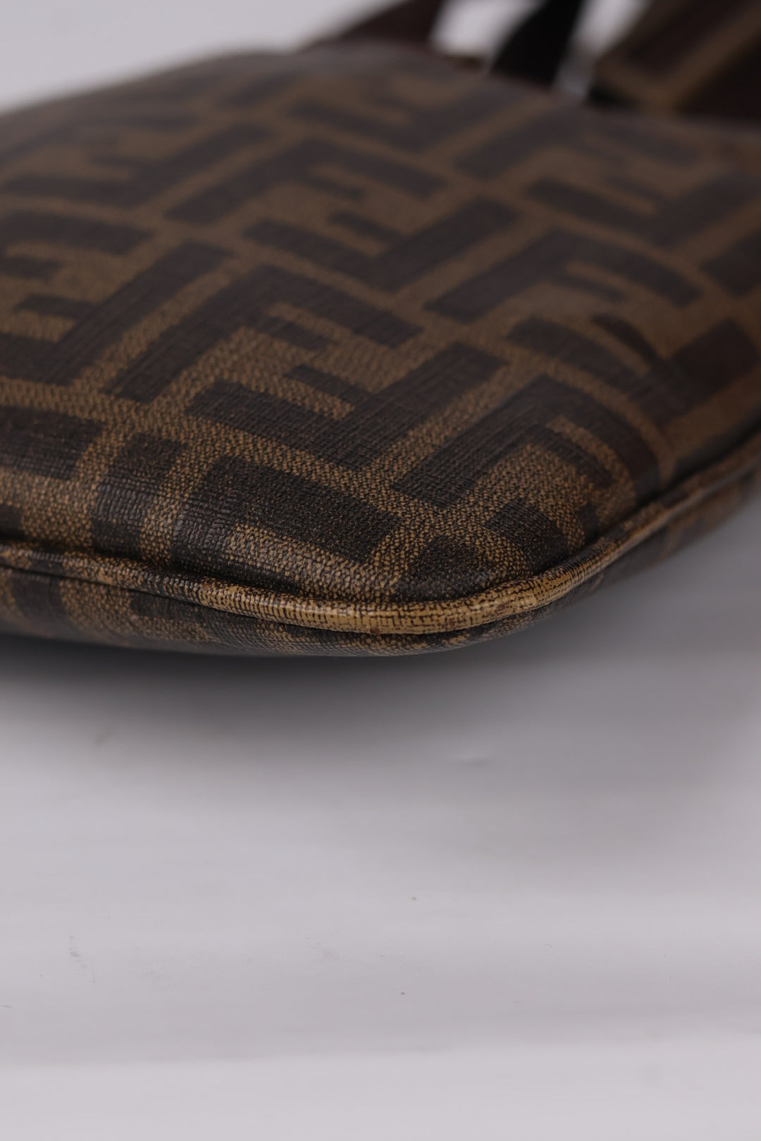 Fendi Messenger FF Logo
