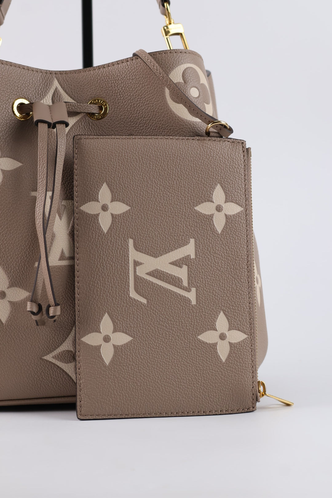 Louis Vuitton Neo Noé MM Empreinte