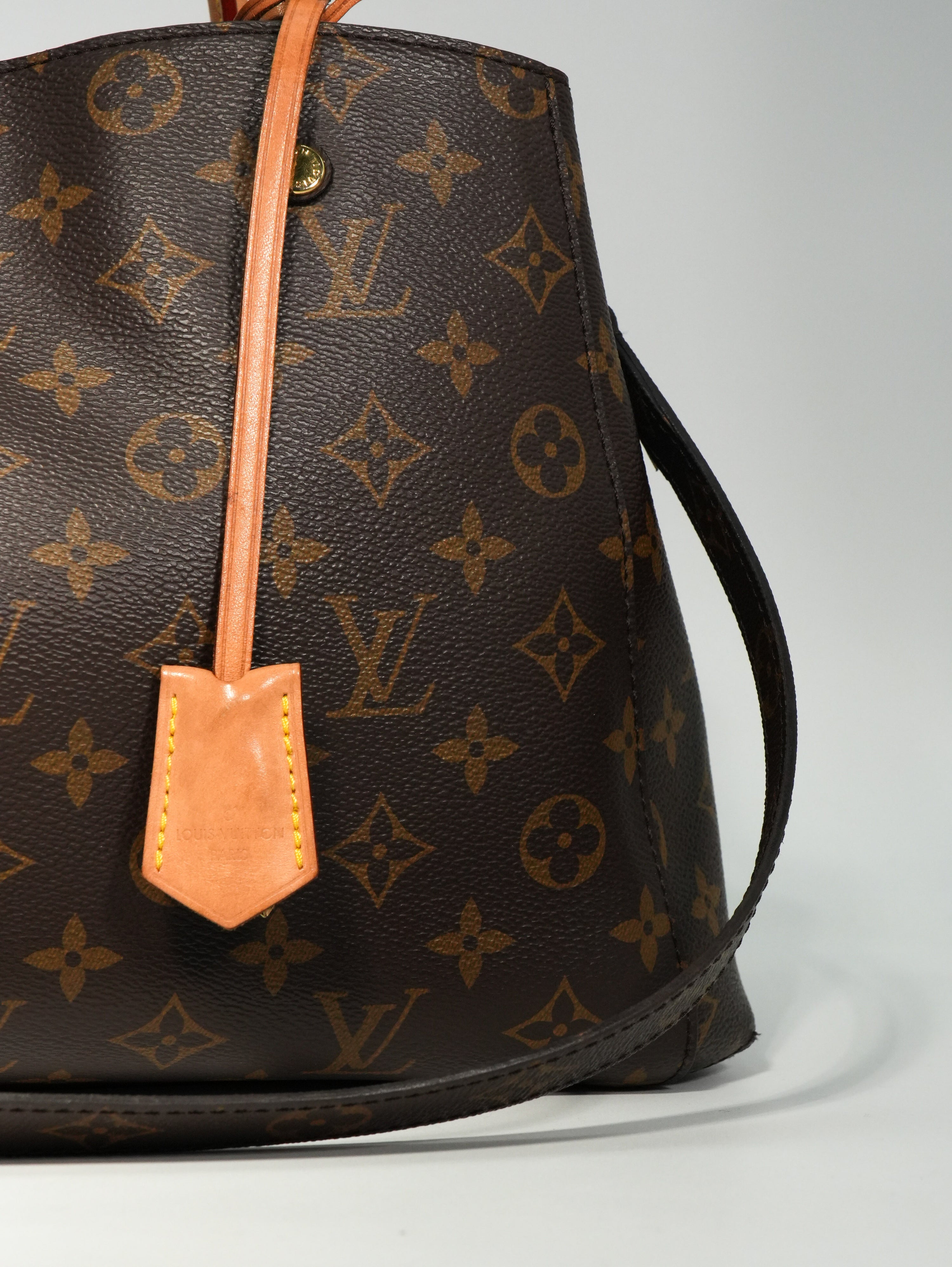 Louis Vuitton Montaigne MM