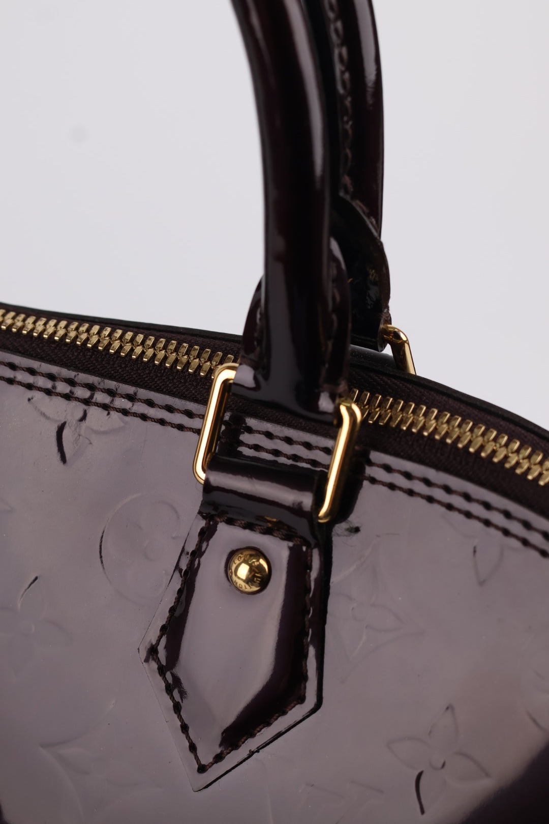 Louis Vuitton Alma MM Vernis