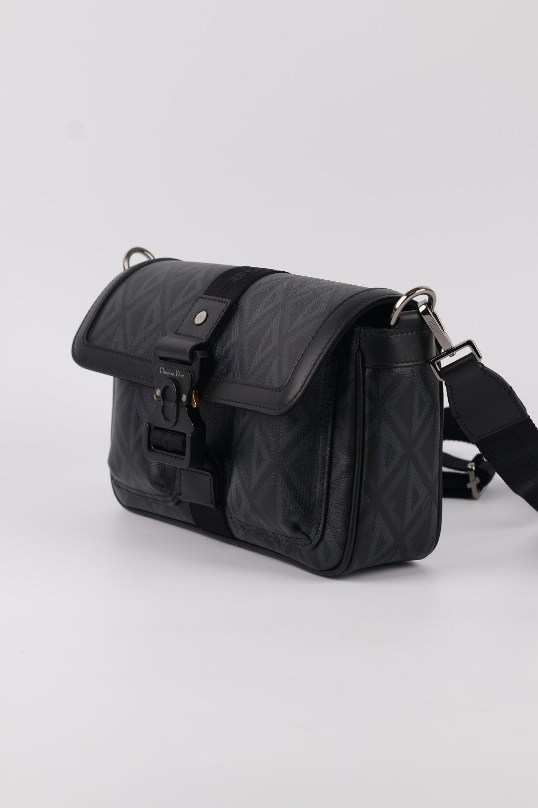 Dior Messenger Hit the Road Diamond