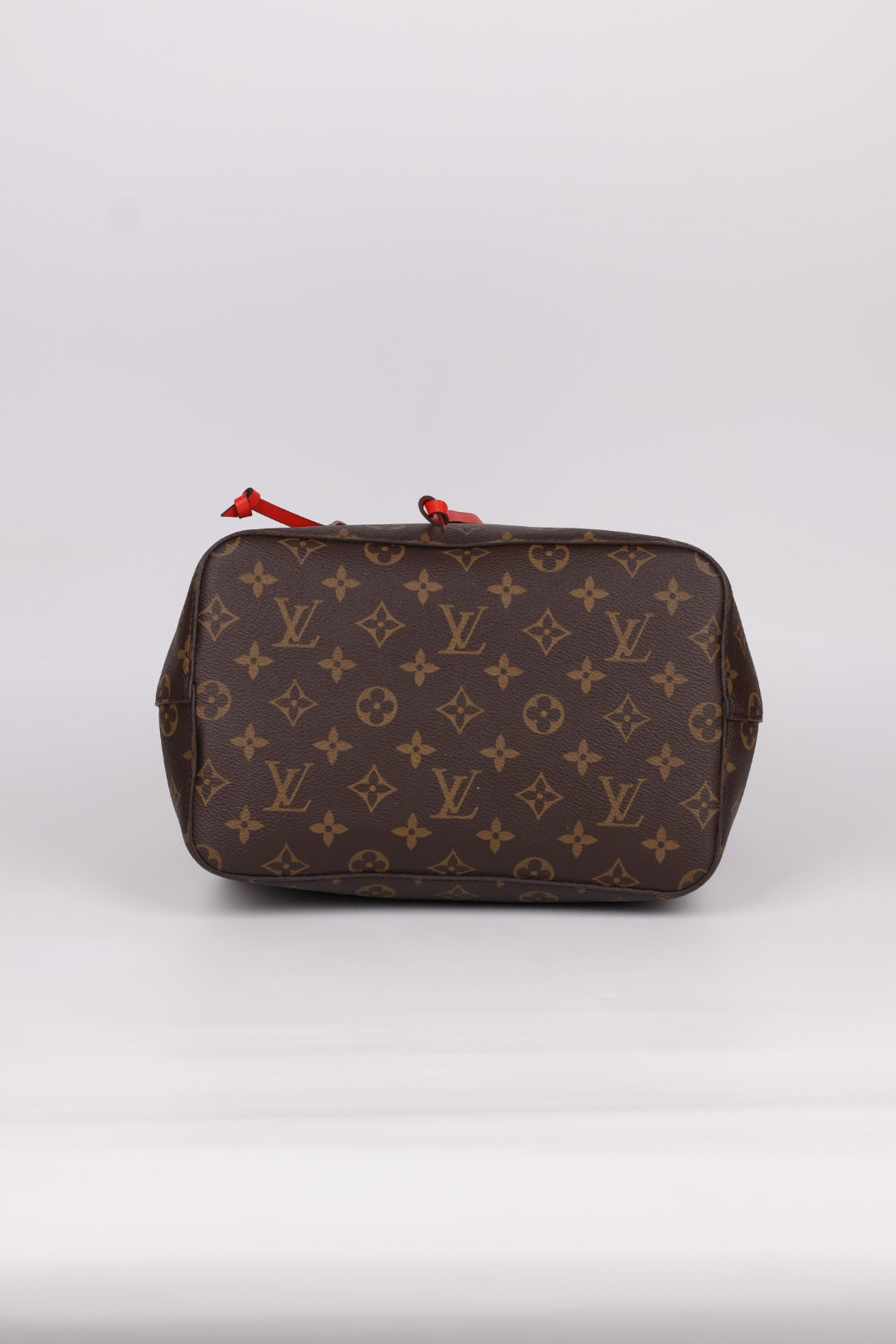Louis Vuitton Neo Noè MM Monogram