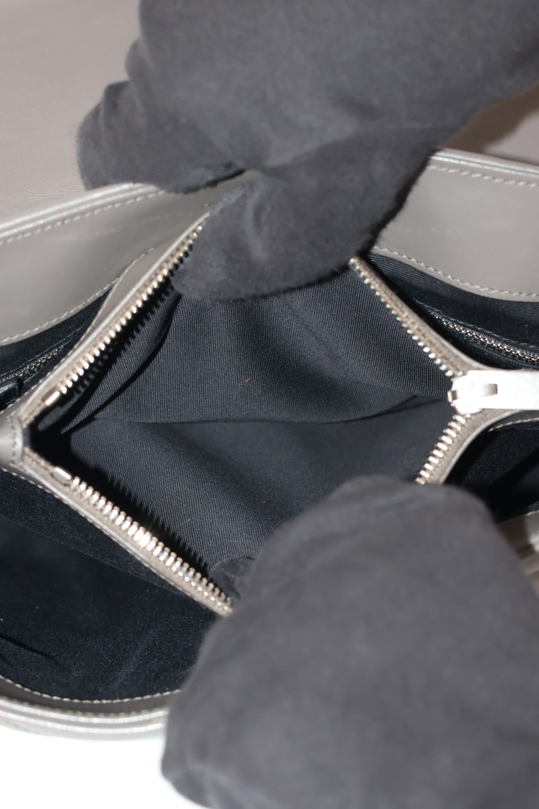 Saint Laurent Lou Lou Medium