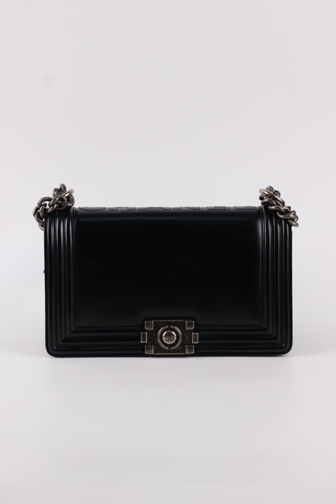 Chanel Boy Media in Pelle
