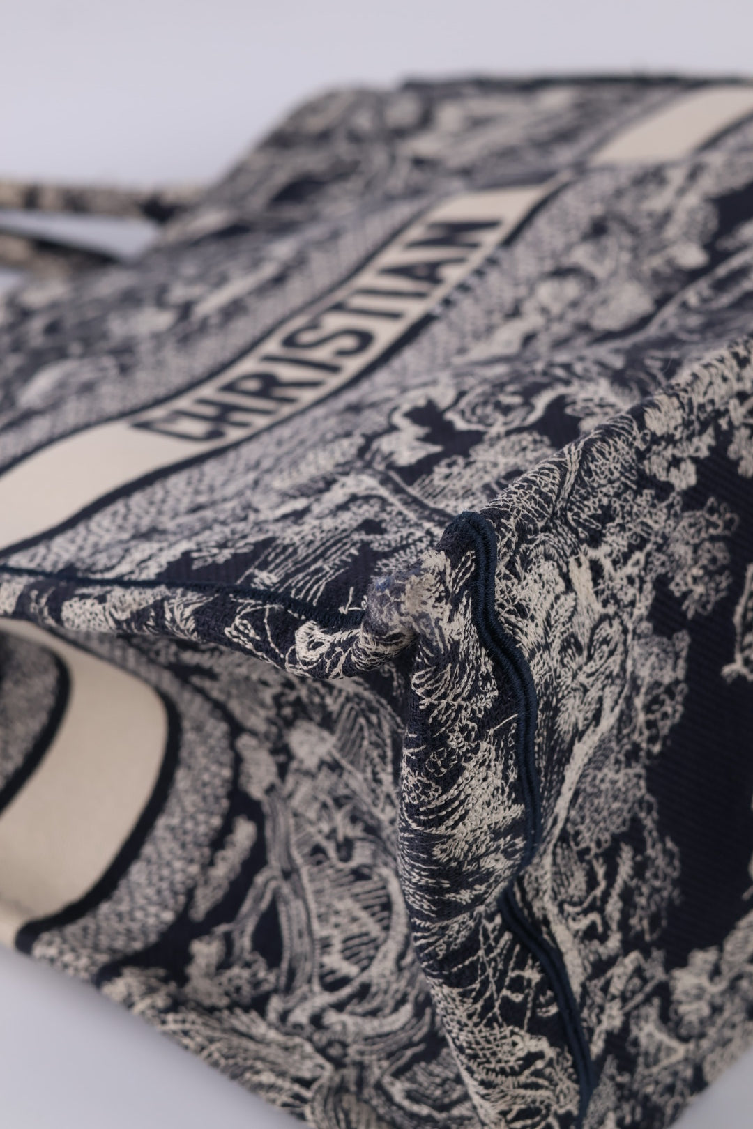Dior Book Tote Grande Toile du Jouy