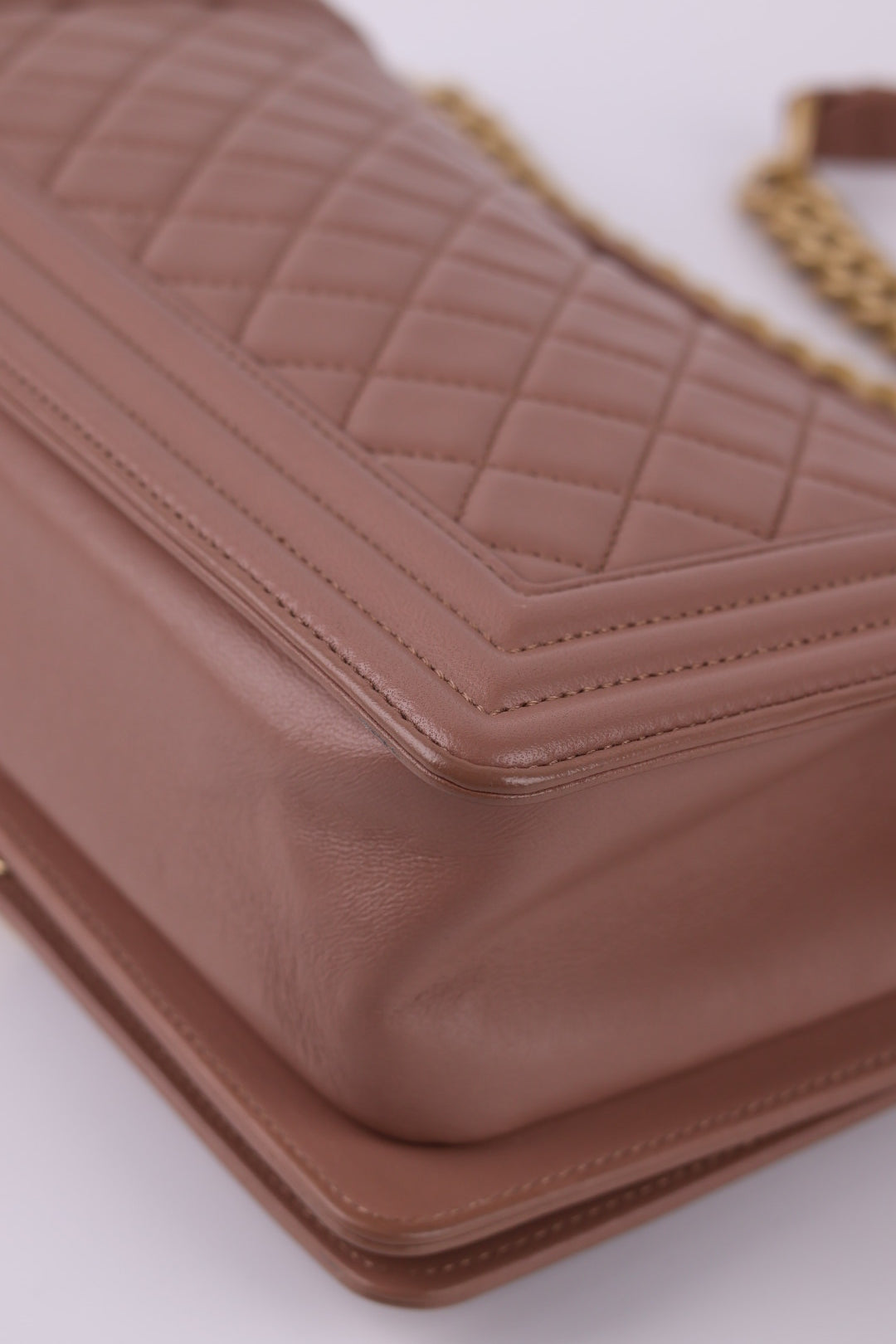 Chanel Boy Media Matelassé