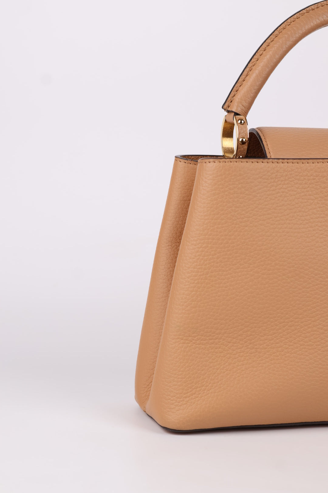 Louis Vuitton Capucines MM Arizona