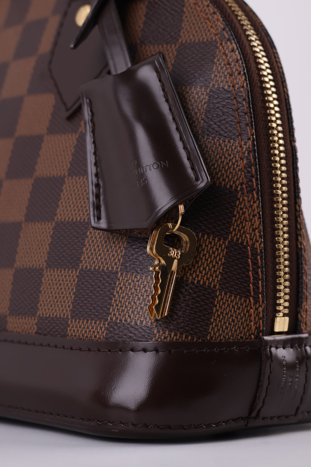 Louis Vuitton Alma BB Damier Ébène